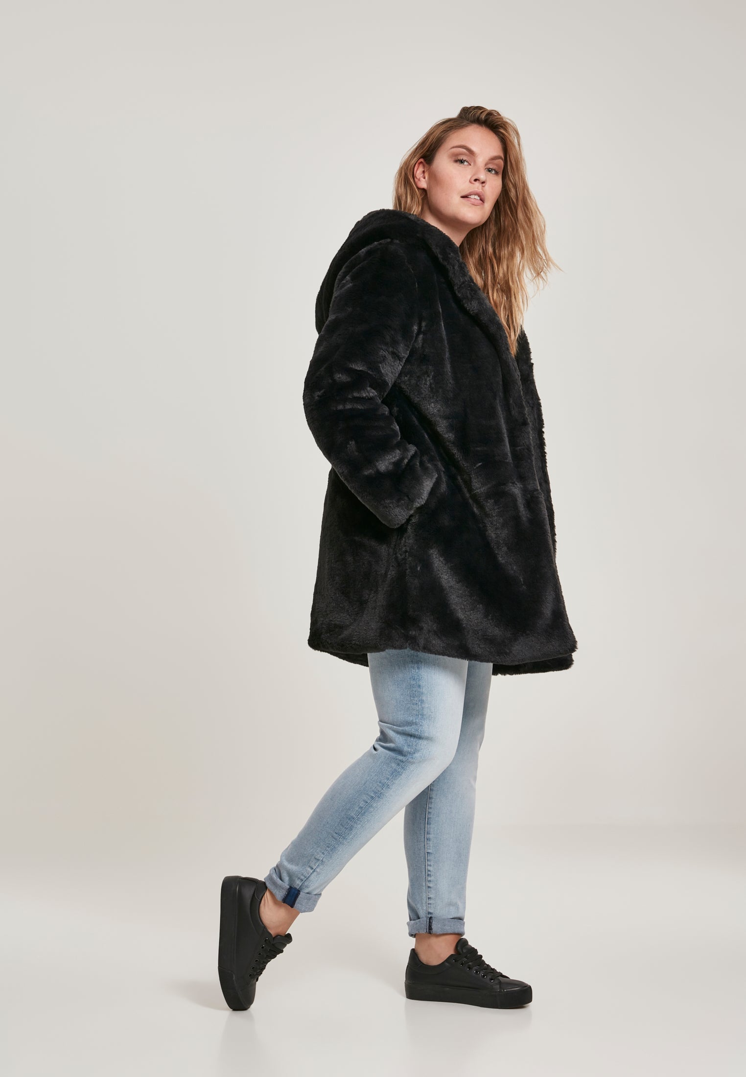 UC Hooded Teddy Coat - workoutbrands.com