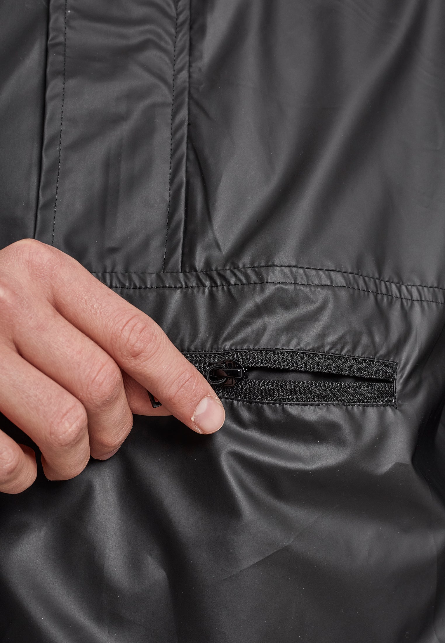 UC Light Pull Over Jacket - workoutbrands.com