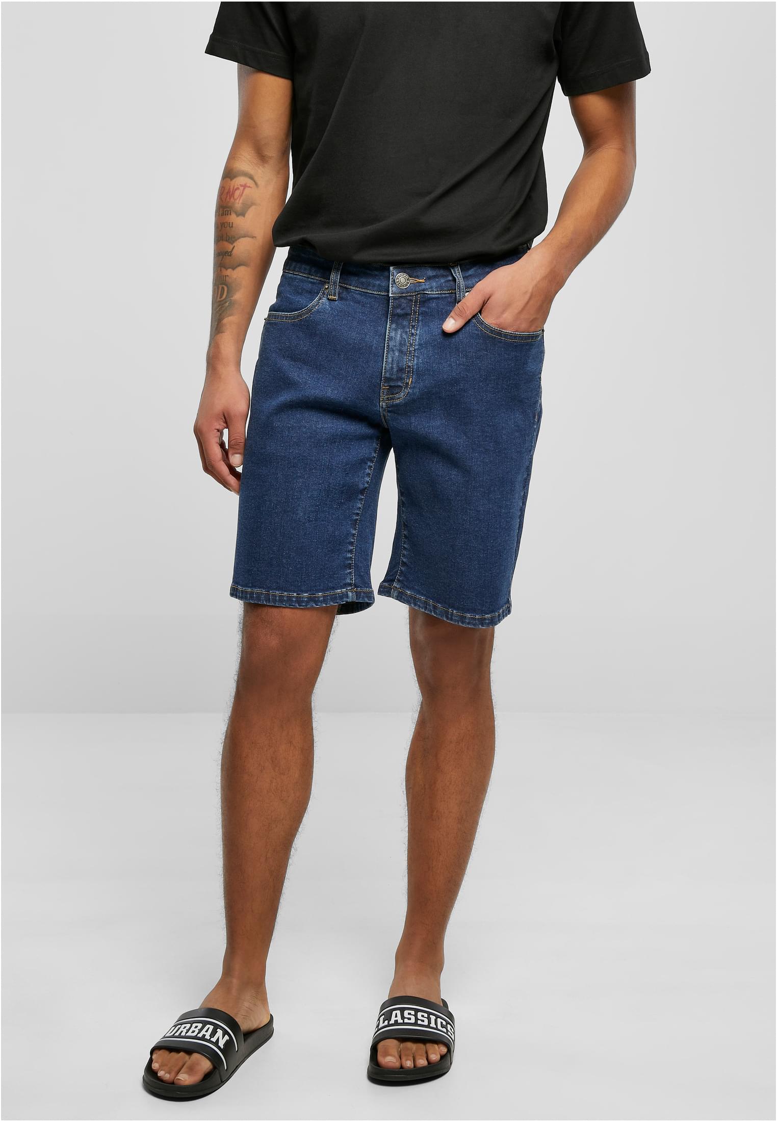 UC Relaxed Fit Jeans Shorts raw washed - workoutbrands.com