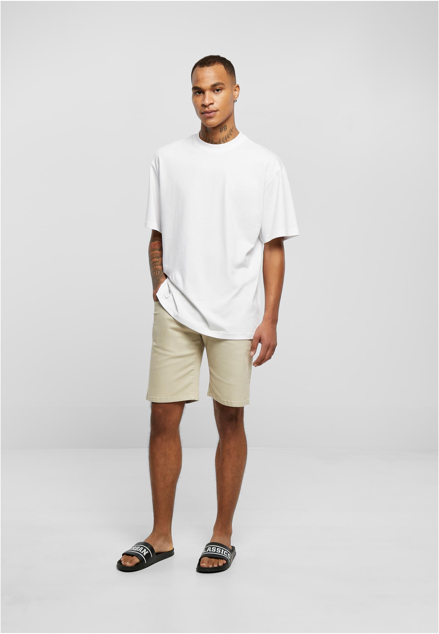 UC Relaxed Fit Jeans Shorts raw washed - workoutbrands.com