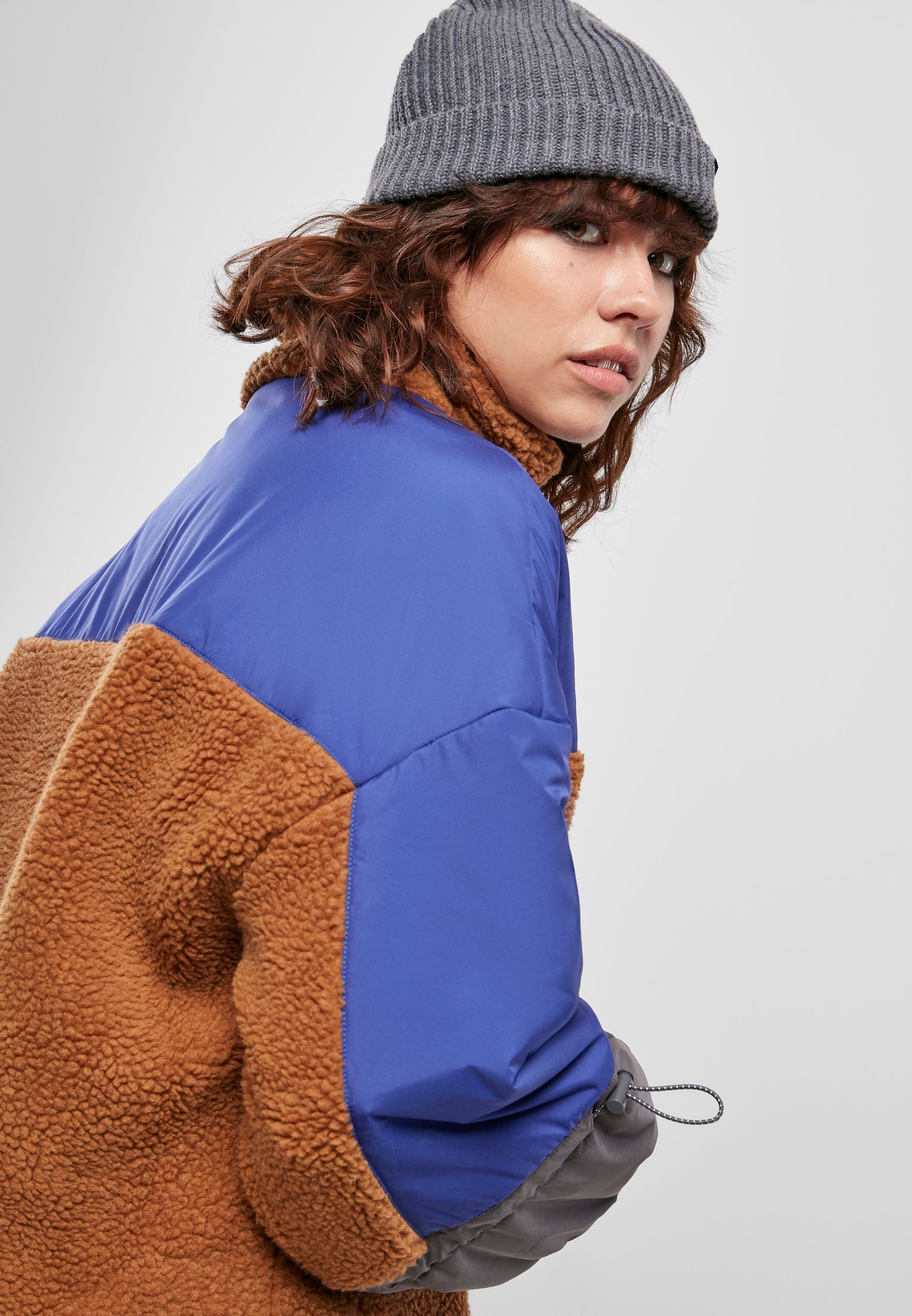 UC Sherpa 3-Tone Pull Over Jacket - workoutbrands.com