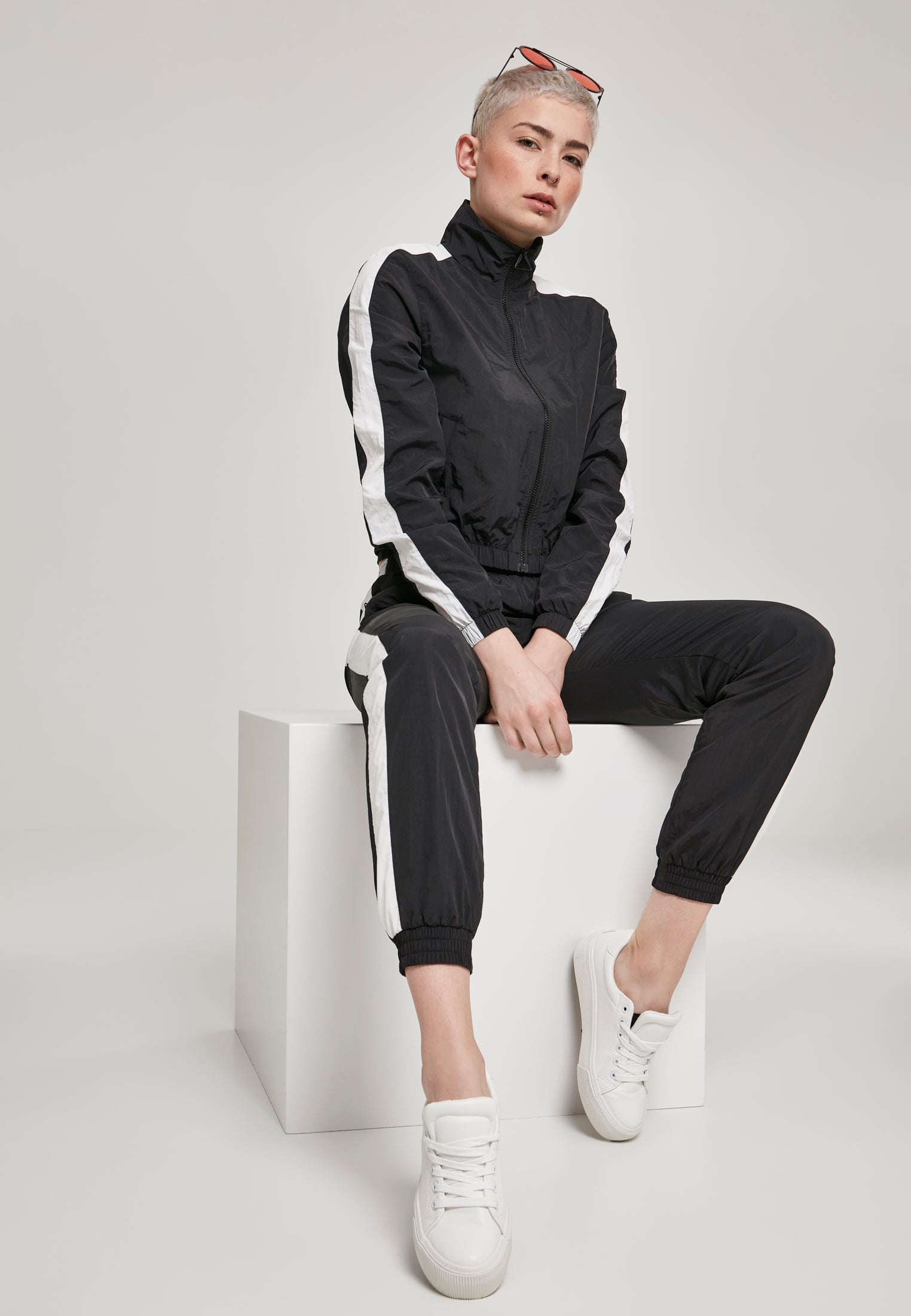 UC Short Striped Crinkle Track Jacket - workoutbrands.com