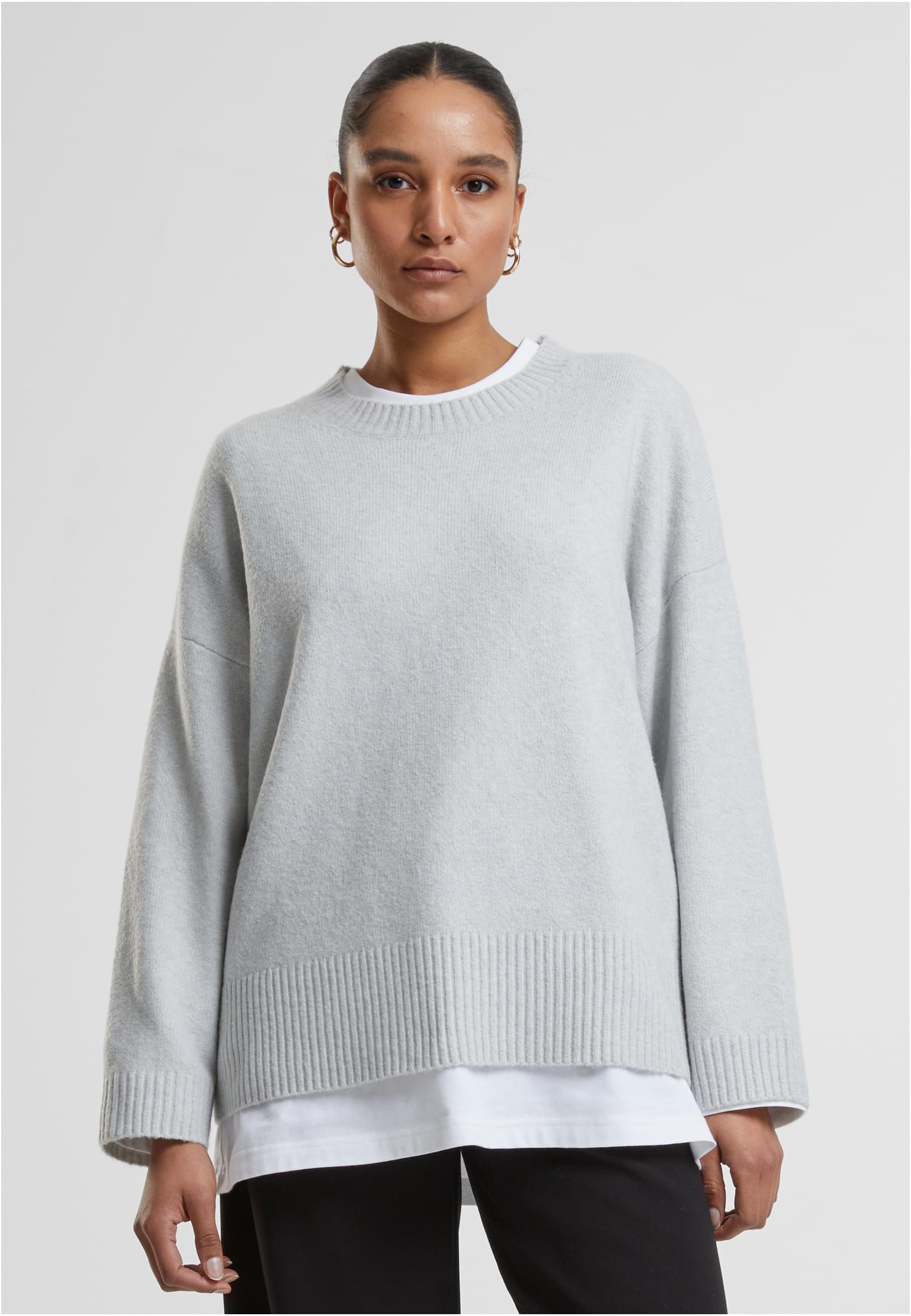 UC Soft Oversized Sweater - workoutbrands.com