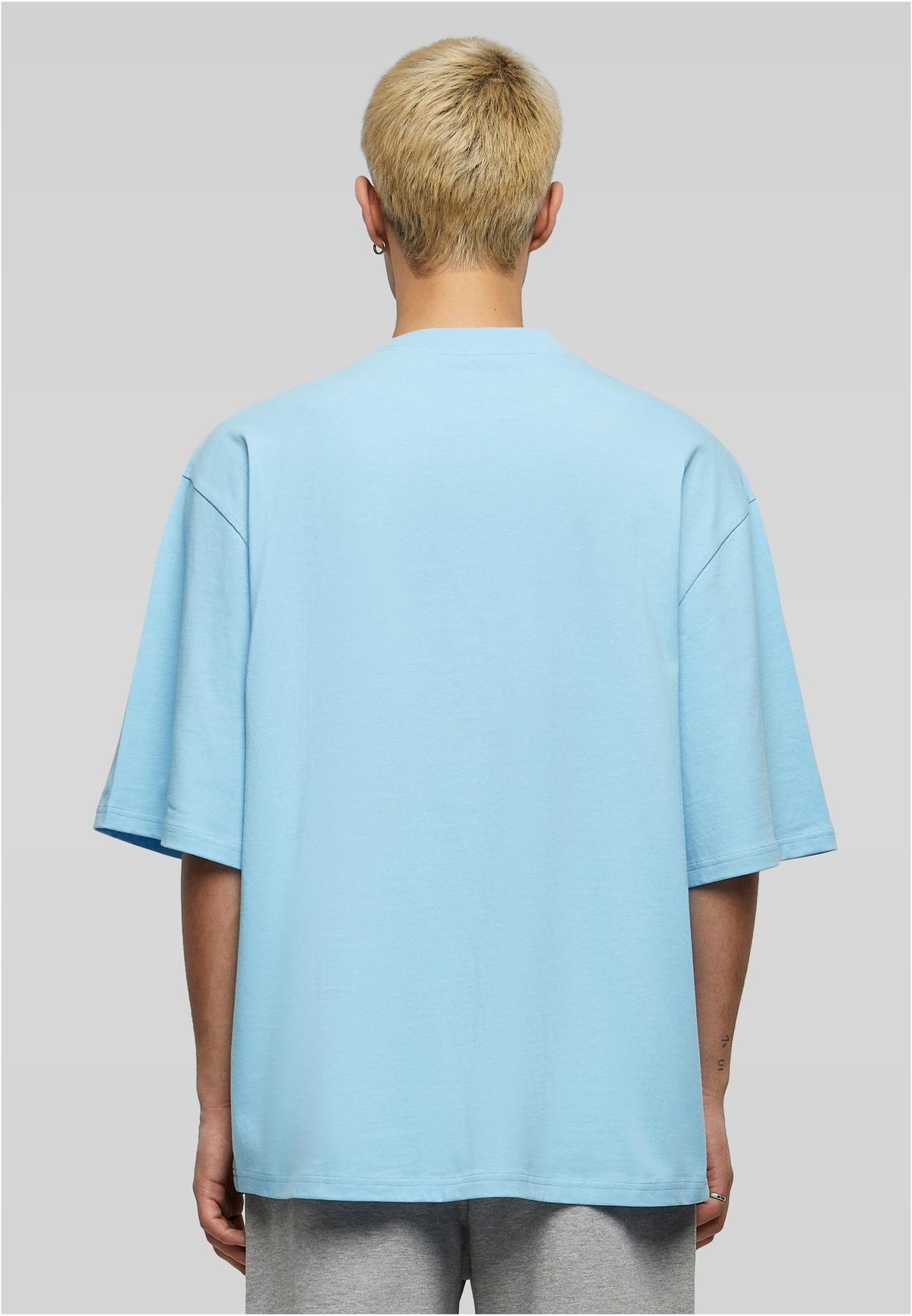 Oversized Sleeve Tee - workoutbrands.com