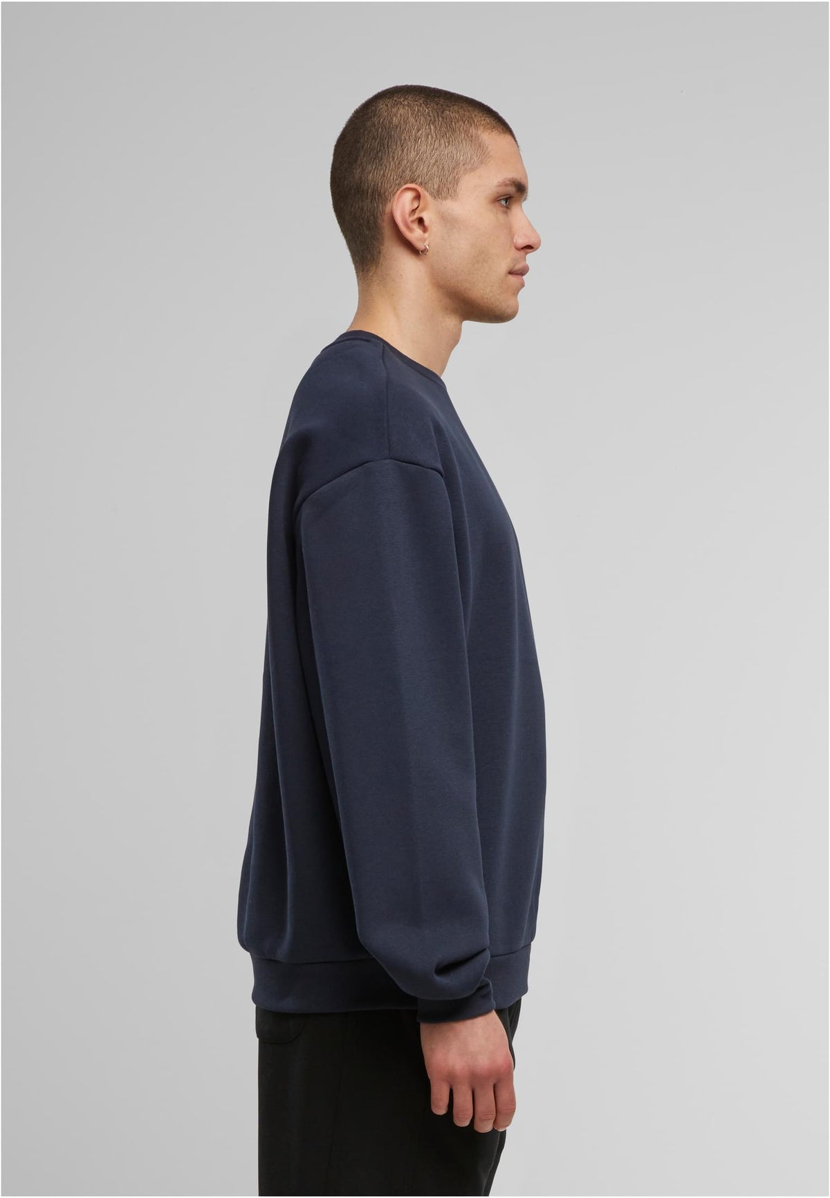 Oversized Crewneck - workoutbrands.com