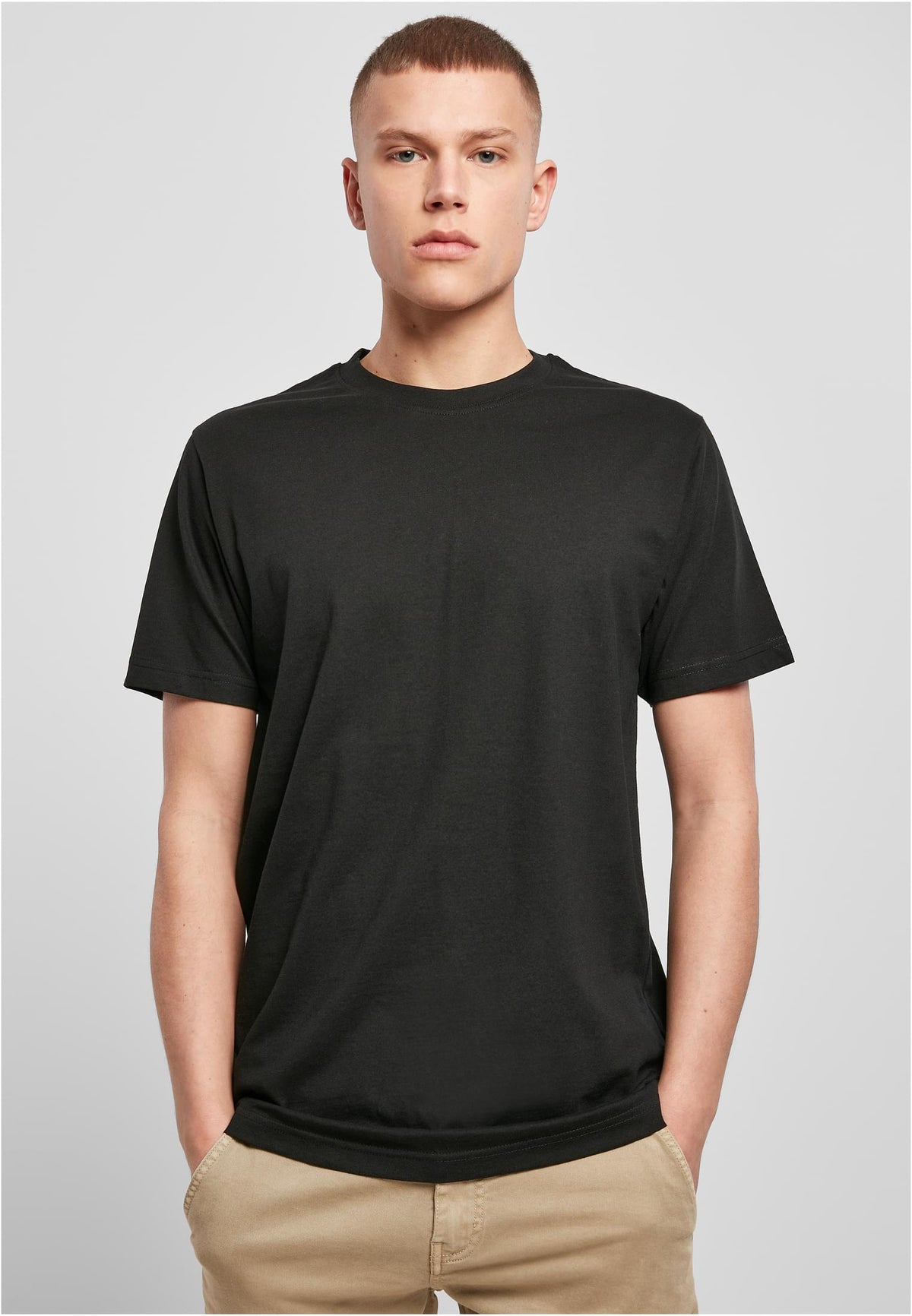 Essentials T-Shirt Round Neck
