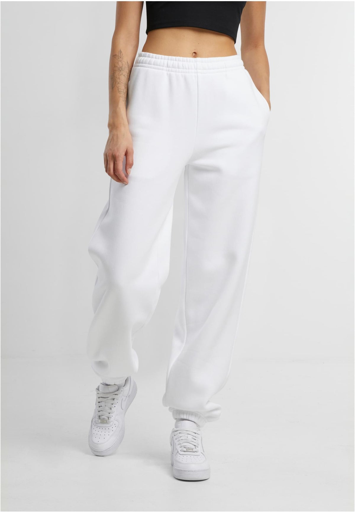 Ladies Fluffy Sweatpants - workoutbrands.com
