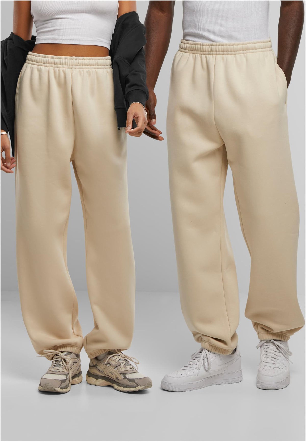 Regular Fit Sweatpants - workoutbrands.com