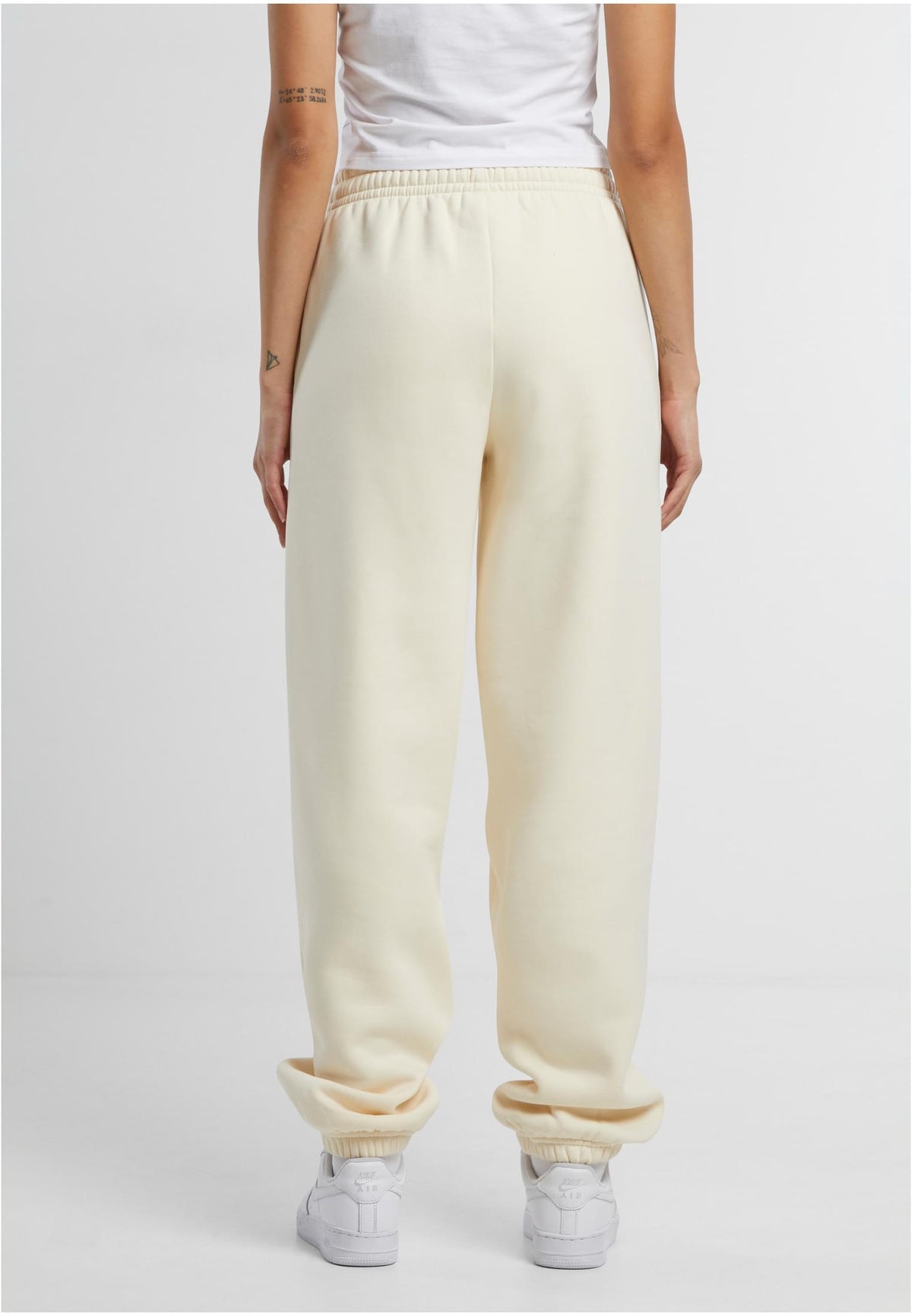 Ladies Fluffy Sweatpants - workoutbrands.com