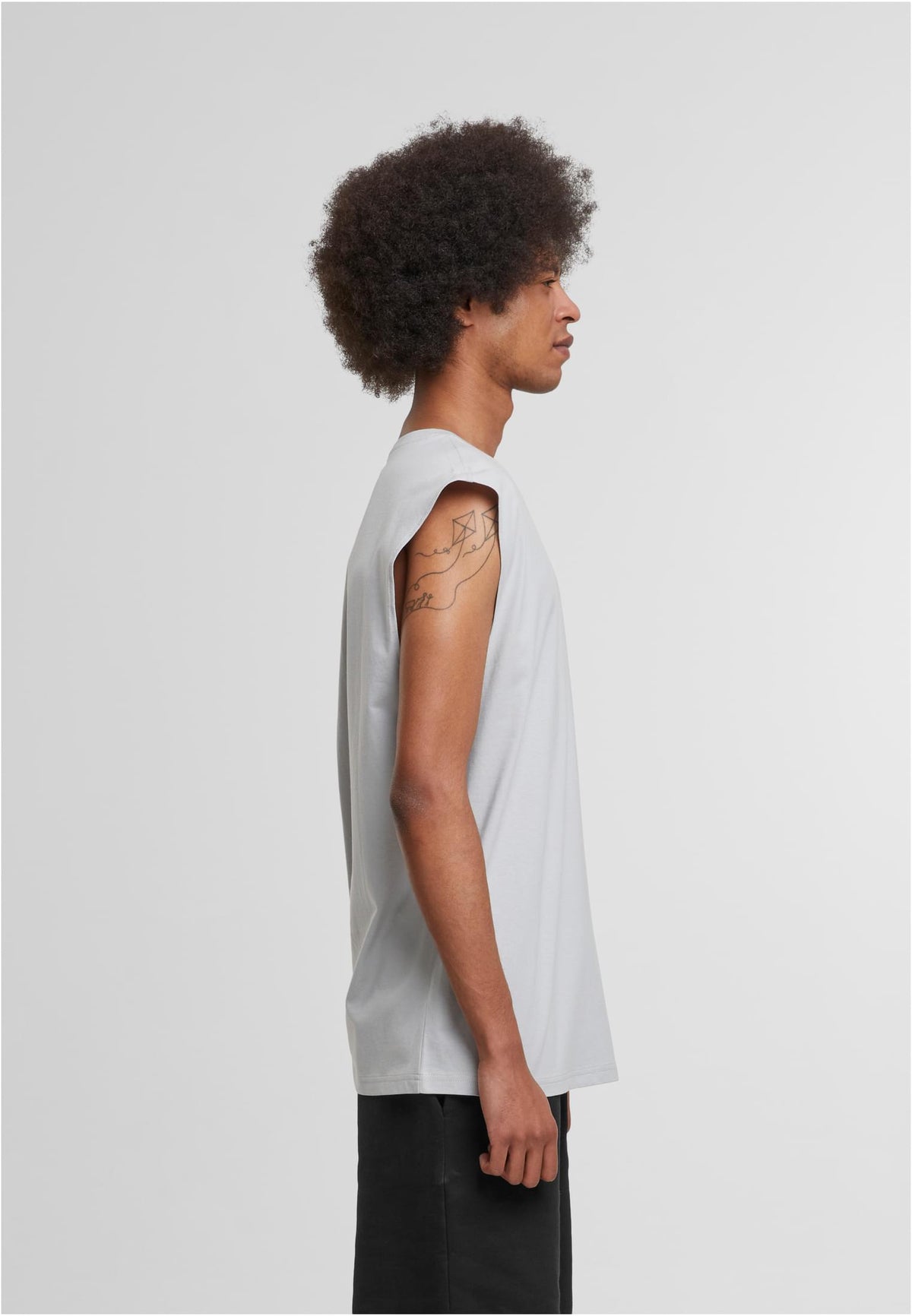 Sleeveless Tee - workoutbrands.com