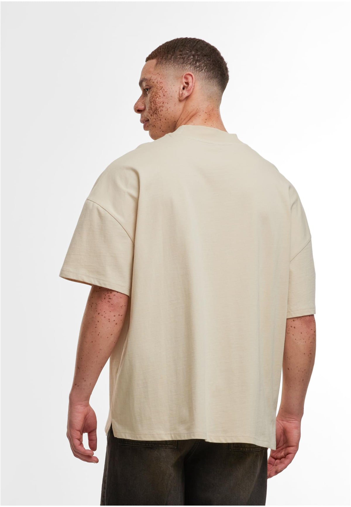 Oversized Mock Neck Tee - workoutbrands.com