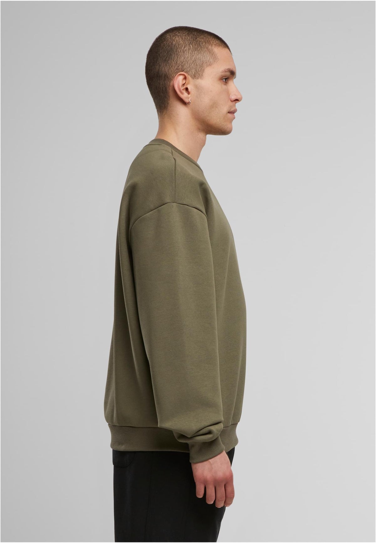 Oversized Crewneck - workoutbrands.com