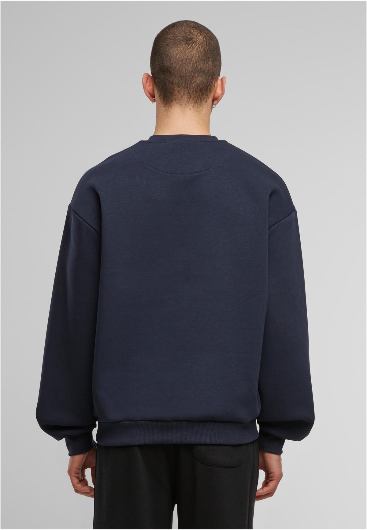 Oversized Crewneck - workoutbrands.com