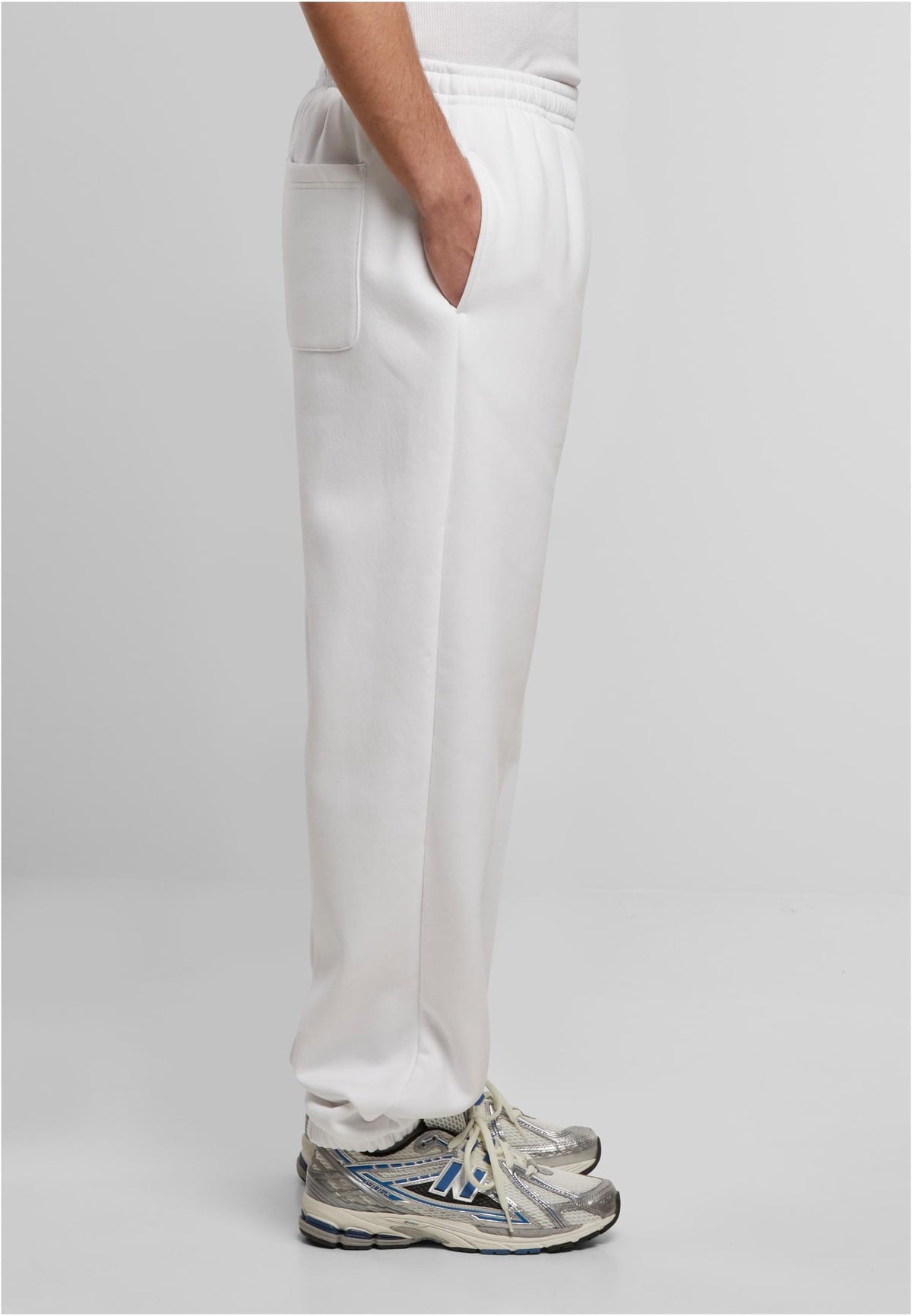 Regular Fit Sweatpants - workoutbrands.com