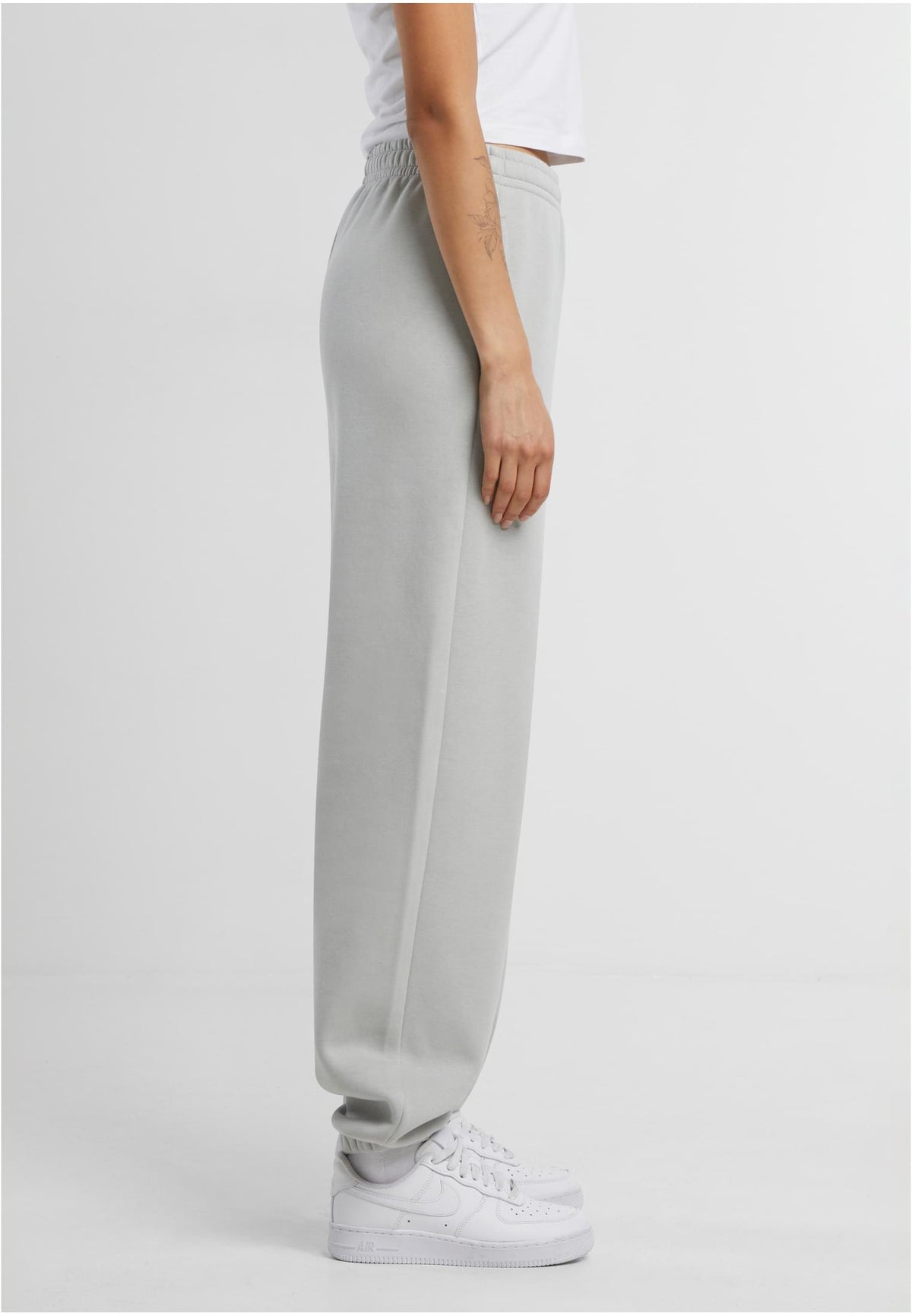 Ladies Fluffy Sweatpants - workoutbrands.com