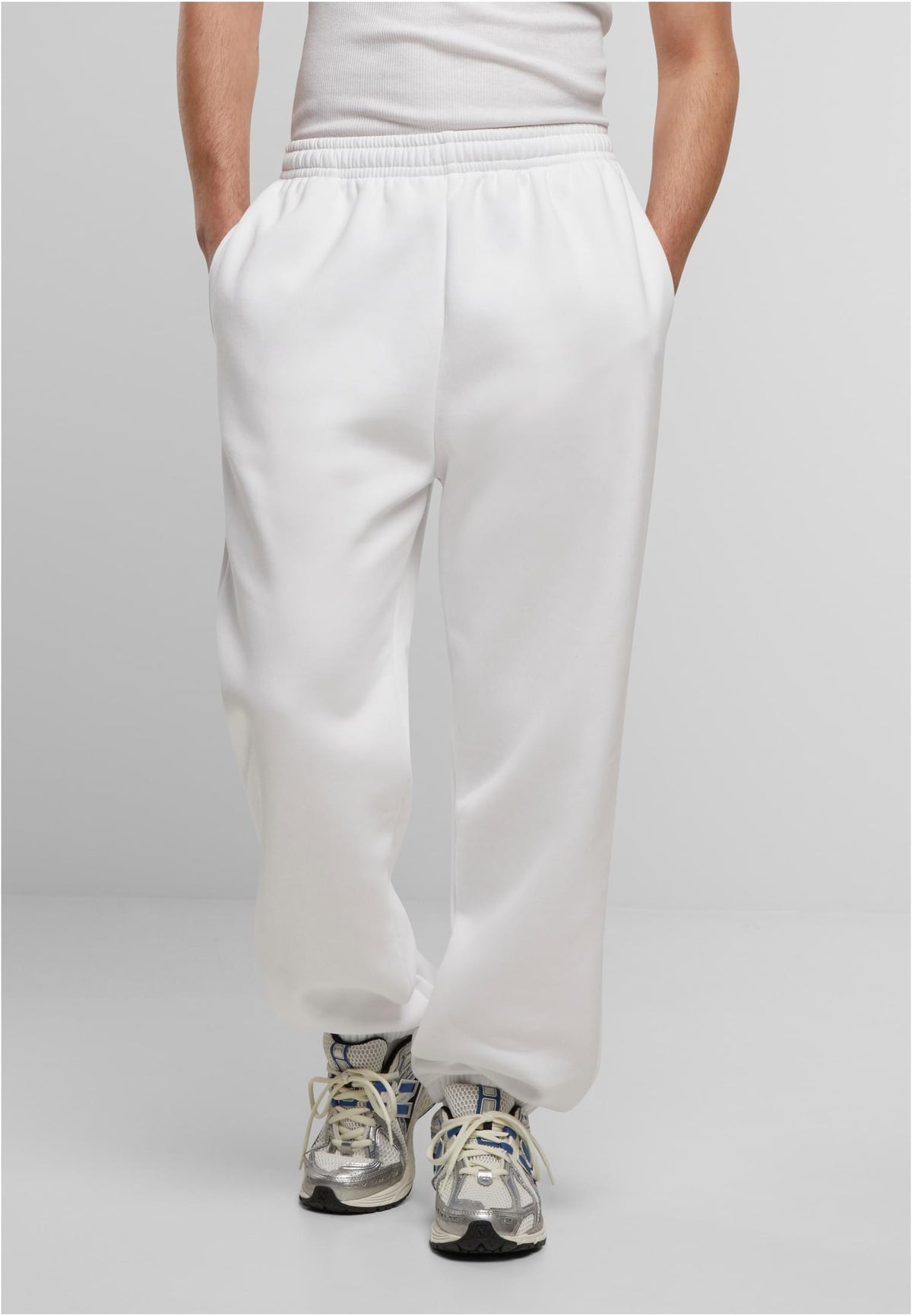 Regular Fit Sweatpants - workoutbrands.com