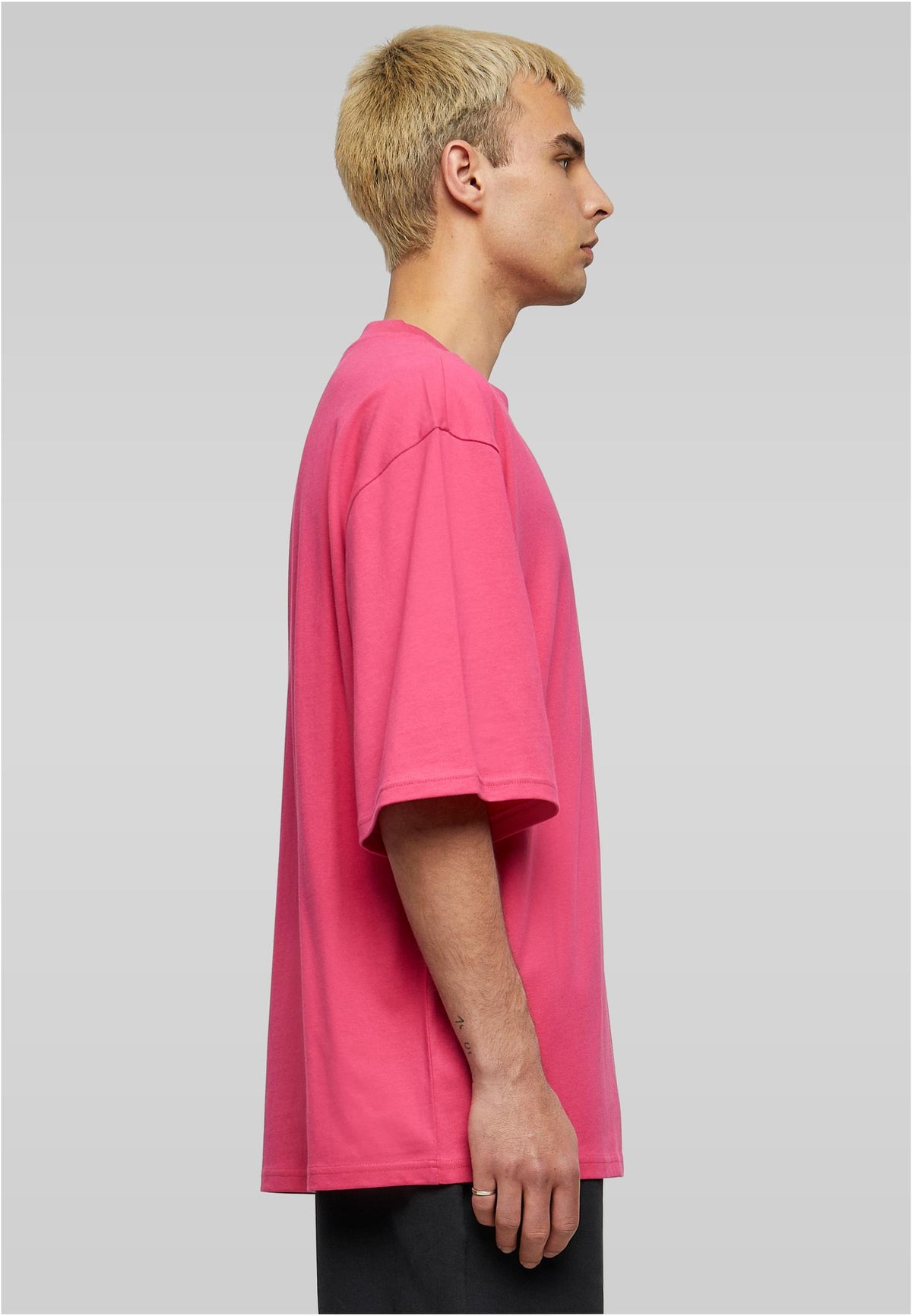 Oversized Sleeve Tee - workoutbrands.com