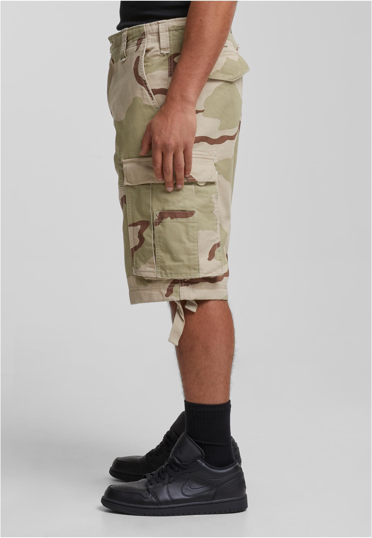 B Vintage Cargo Shorts M90