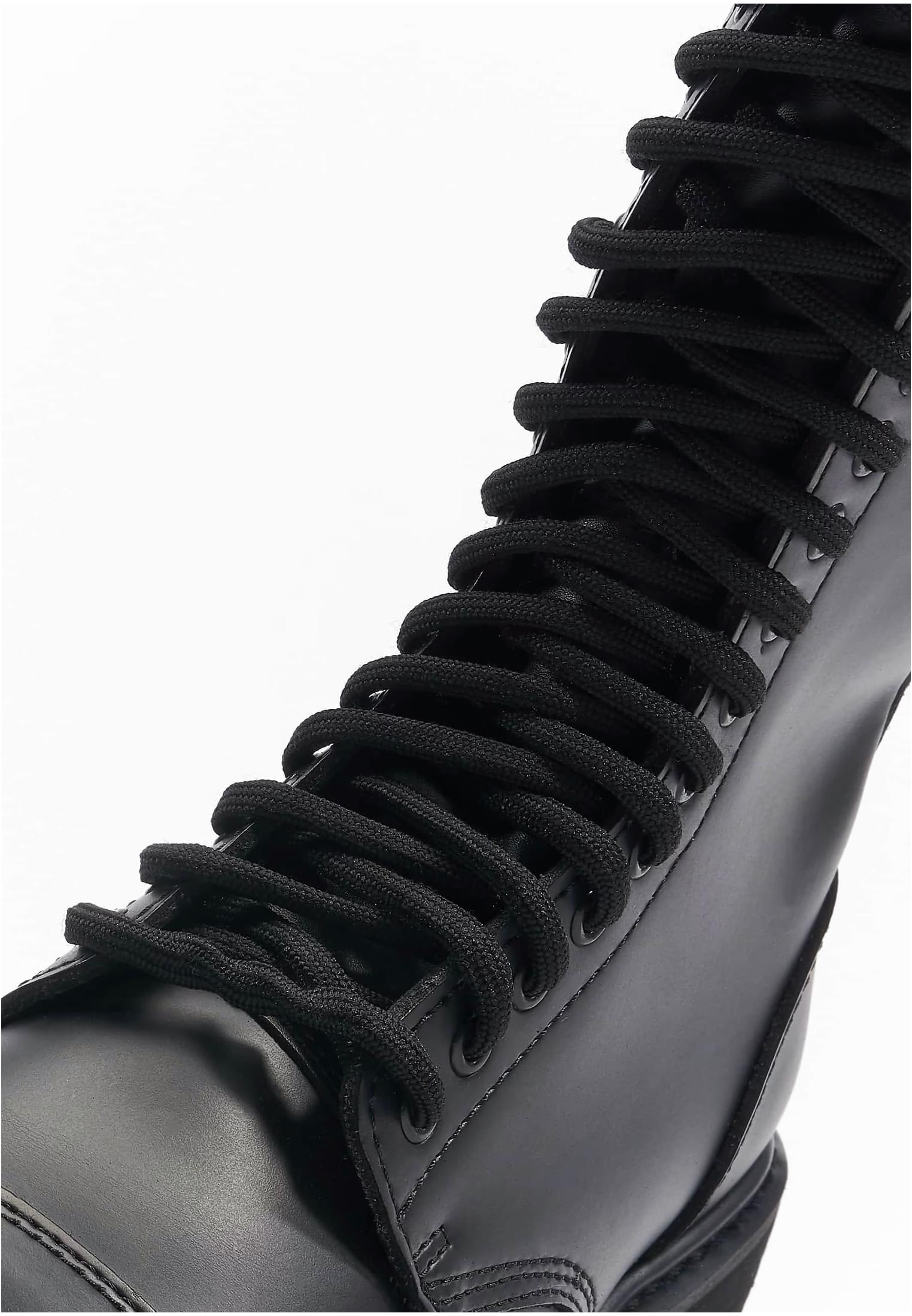 B 20 Eyes Phantom Boots