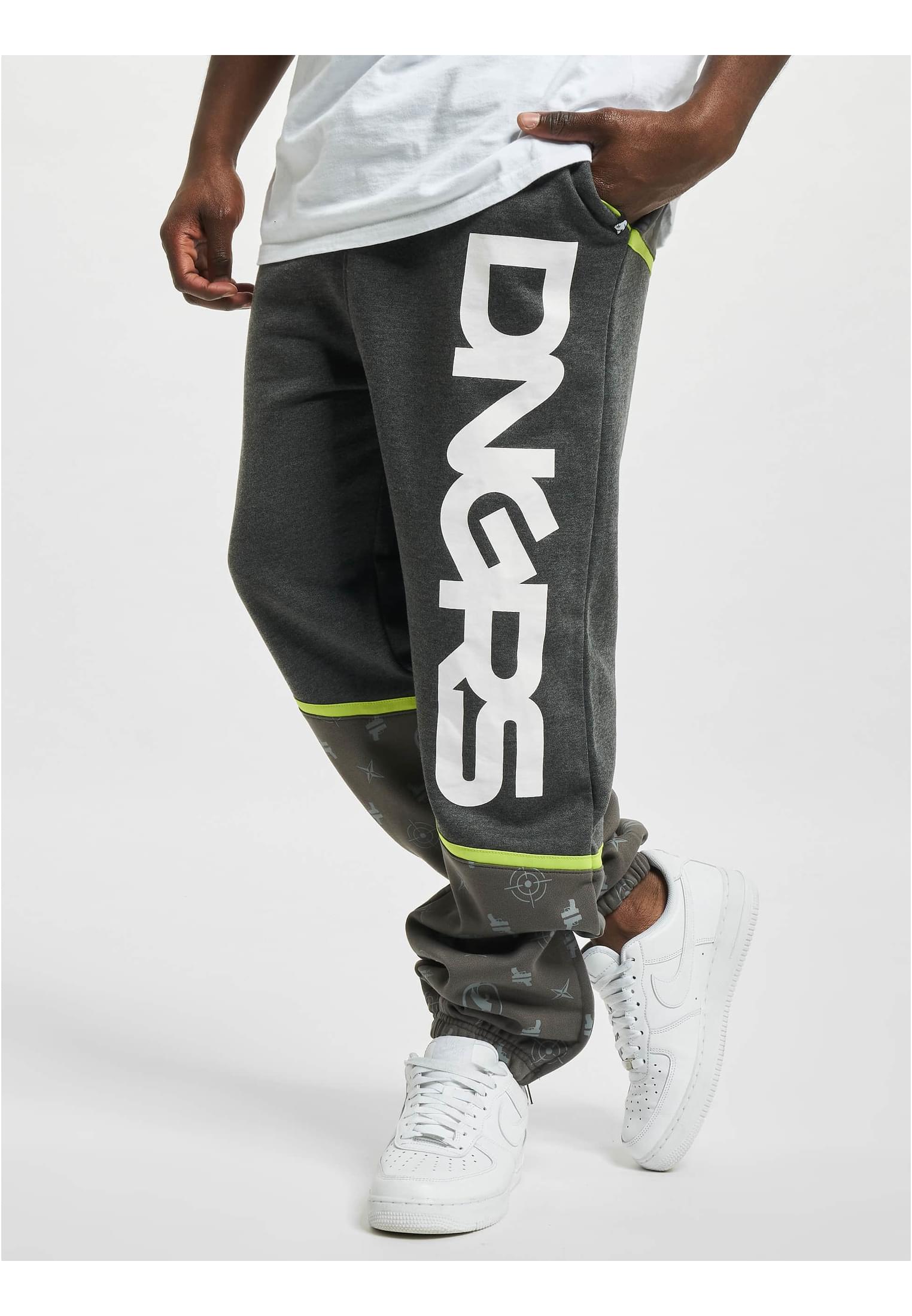 Crosshair Sweatpants grey XXL - workoutbrands.com