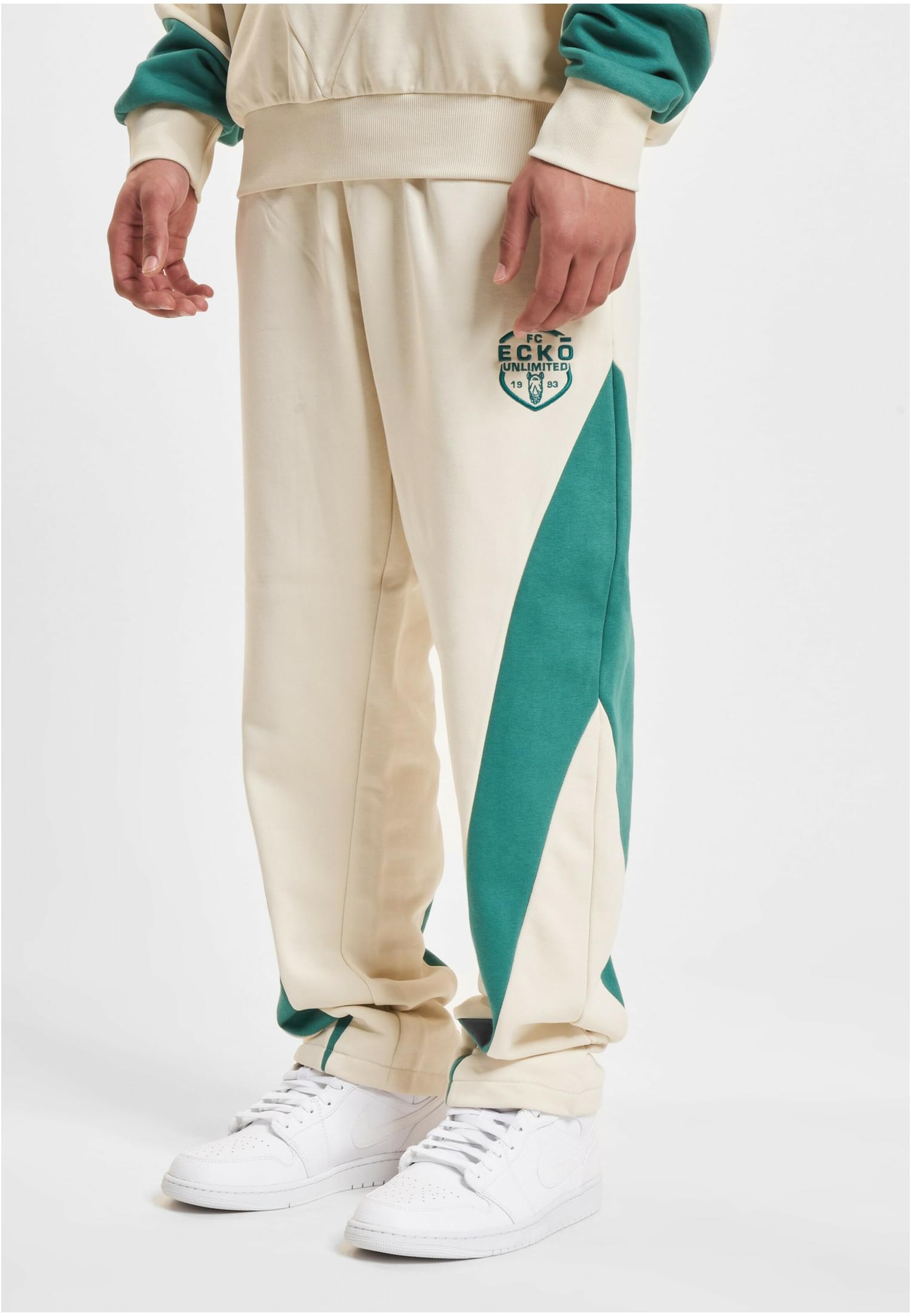 Spodnie dresowe Ecko Unltd. Construction