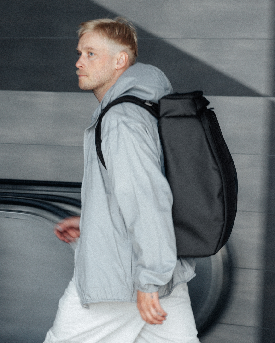 Db Hugger Backpack 30L - Černý