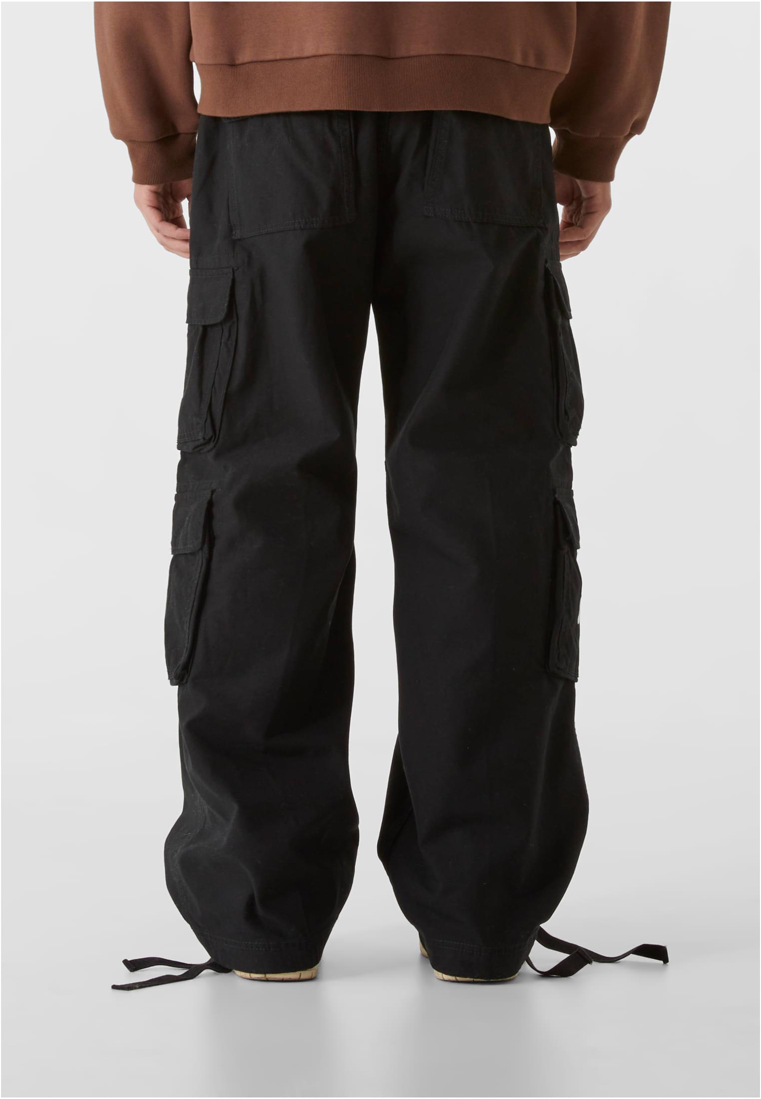LY Cargo Pants Pocket Logo