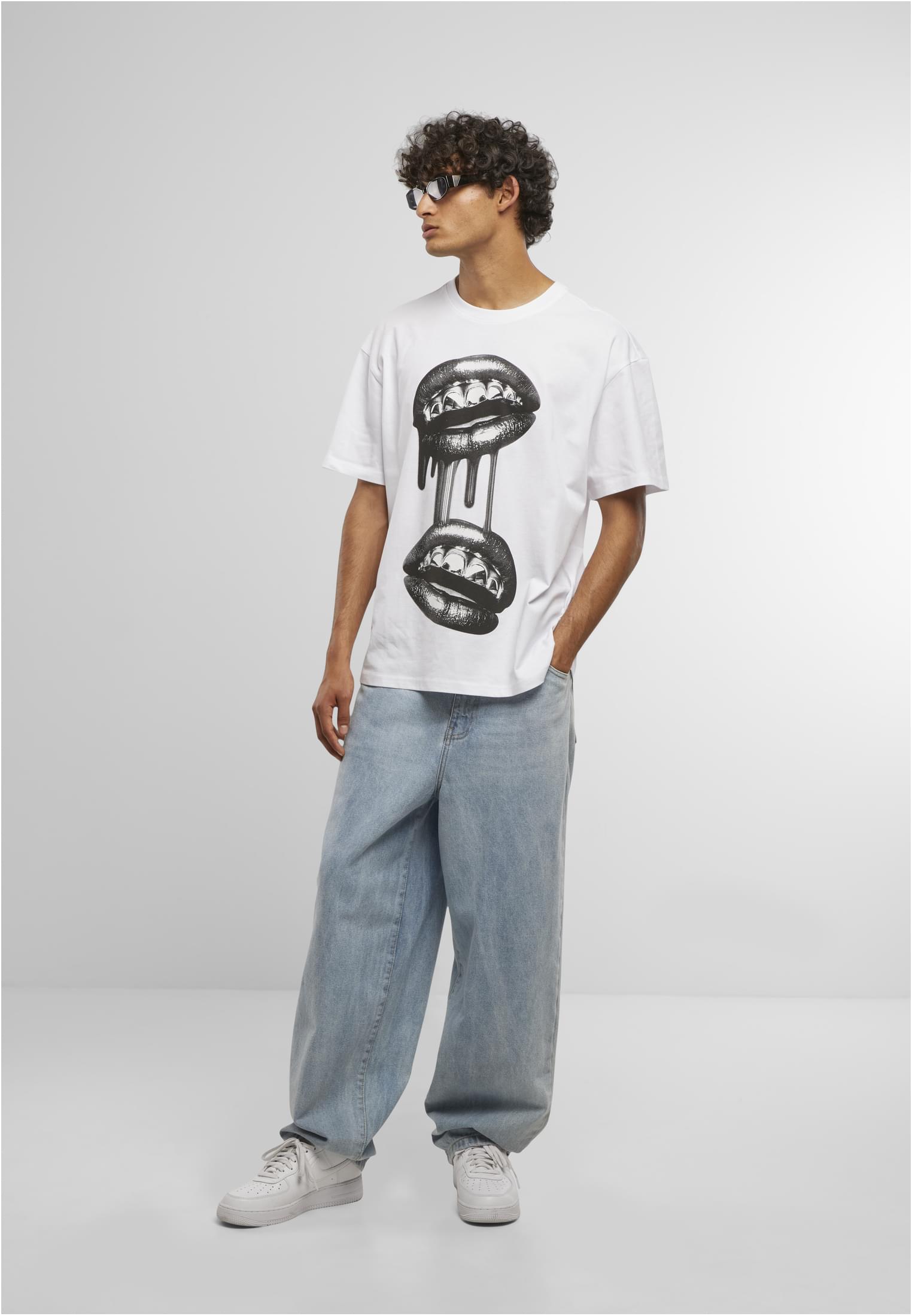 MT Grillz Lips Oversize Tee