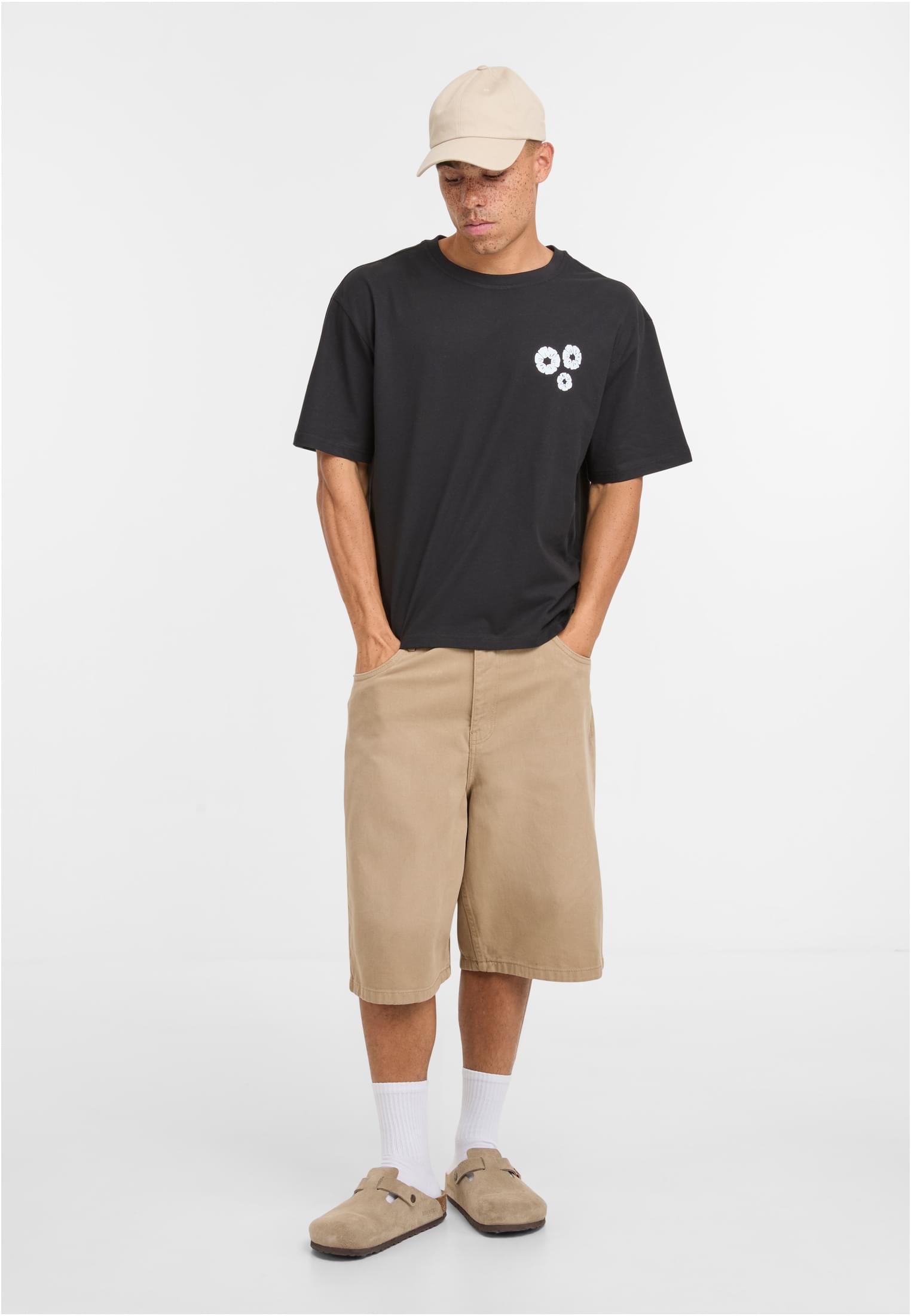 MT Bold Flowers Cropped Oversize Tee