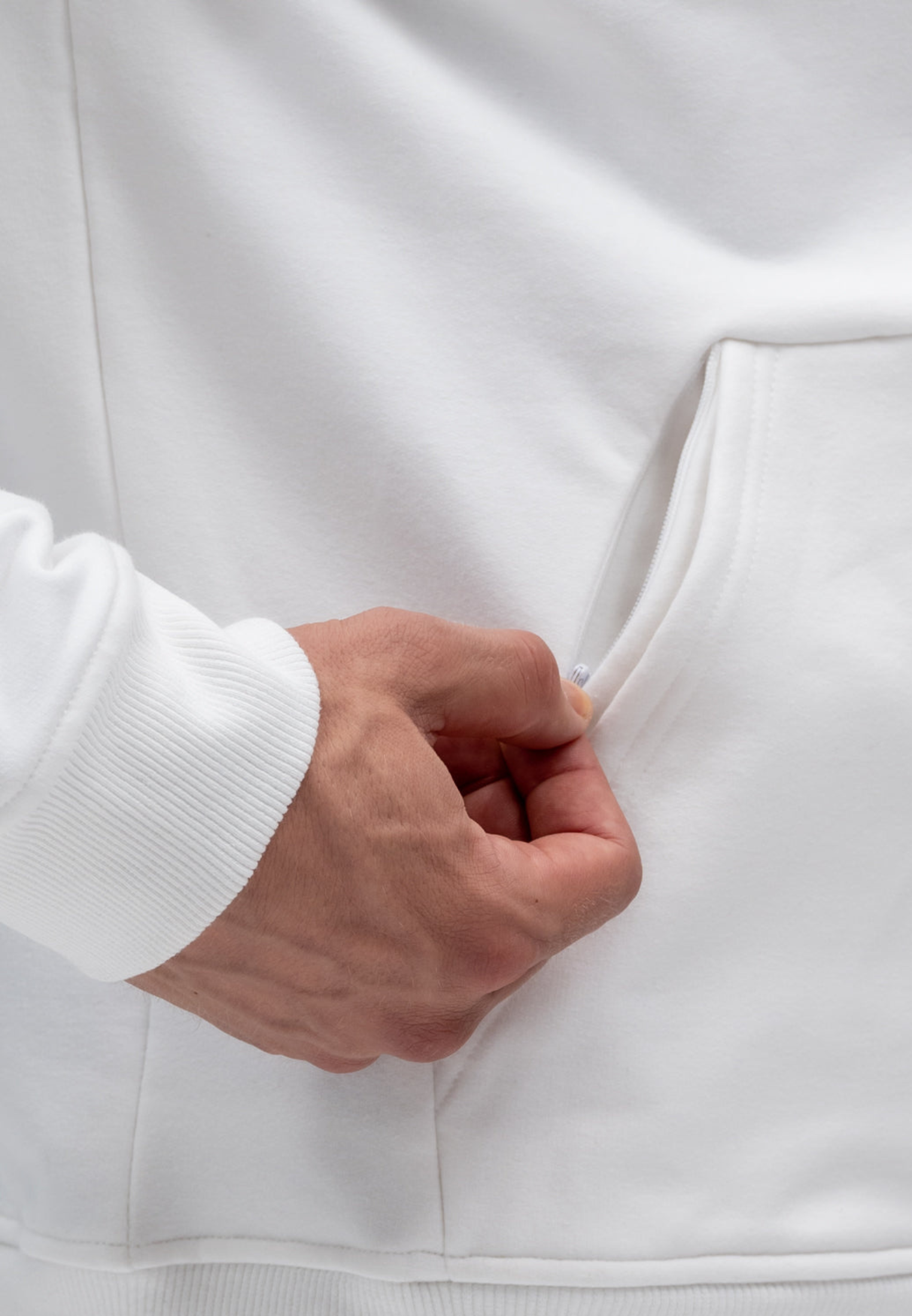 A MASSIMO Hoodie - White