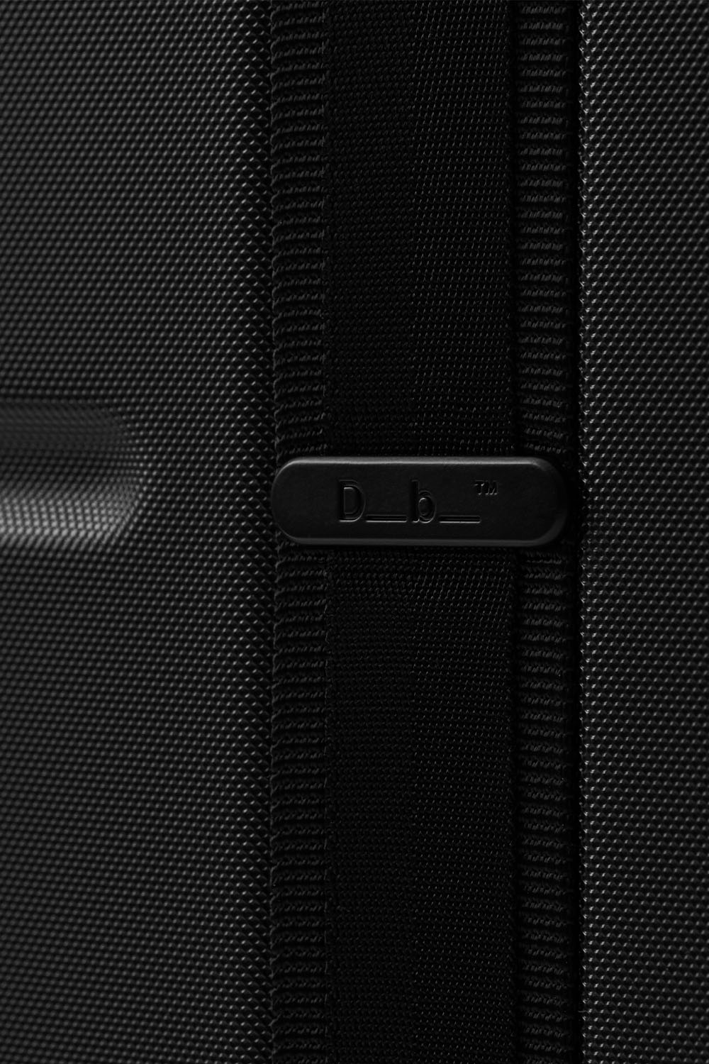 Db Ramverk Pro Check-in Luggage Large - Diepzwart