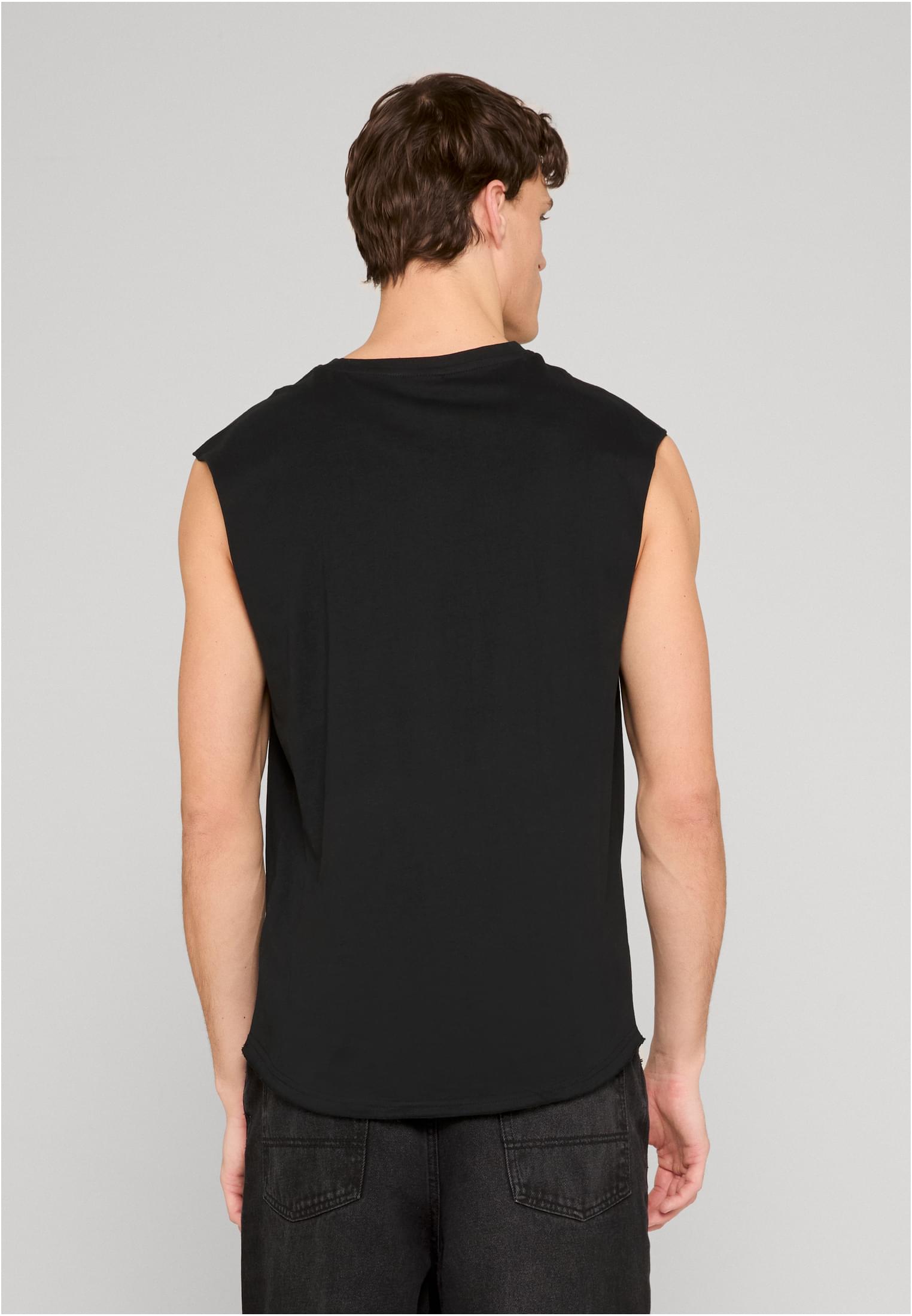 UC Edge Sleeveless Tee