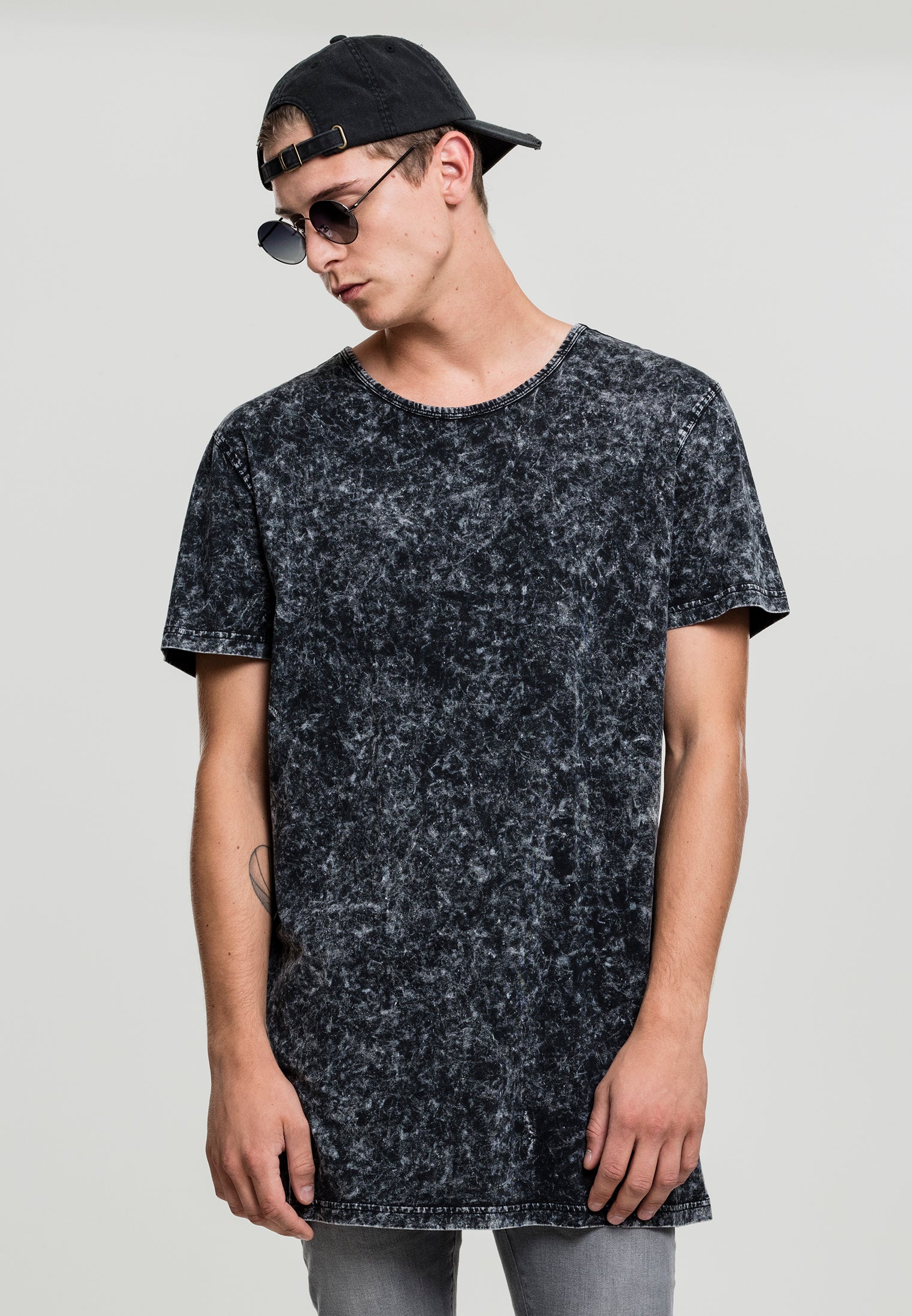 UC Random Wash Long Tee