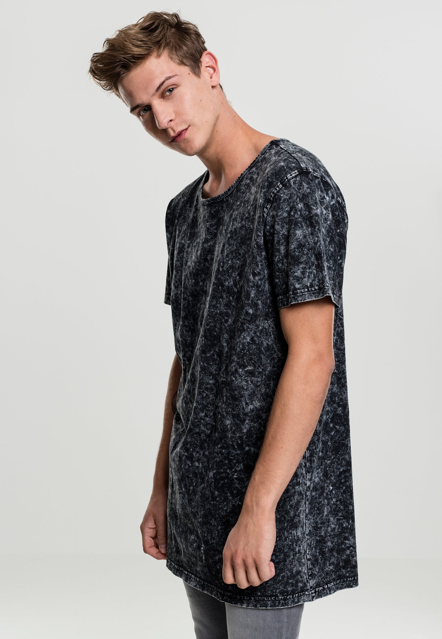 UC Random Wash Long Tee