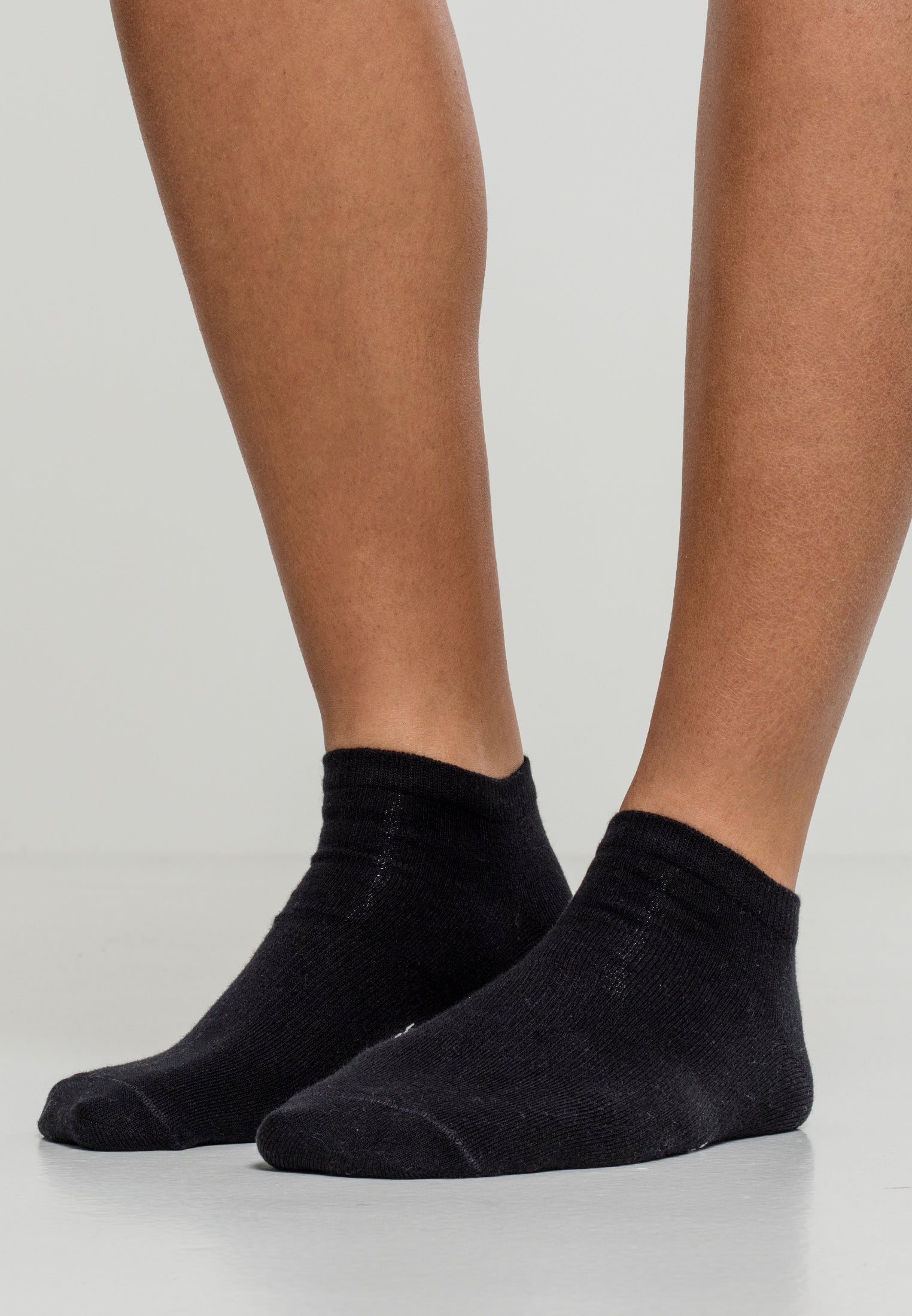 UC Logo No Show Socks 5-Pack