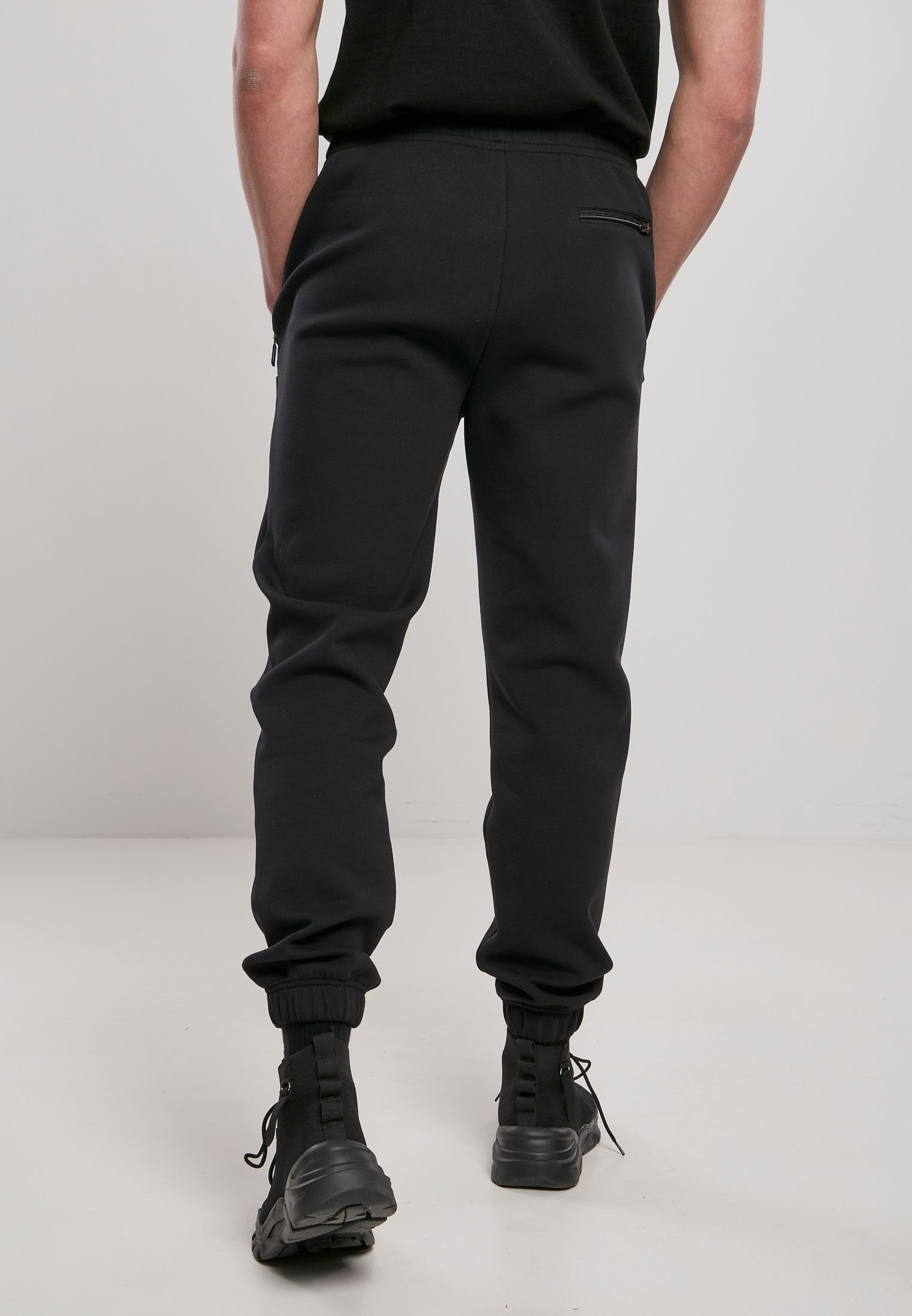 UC Basic Track Pants