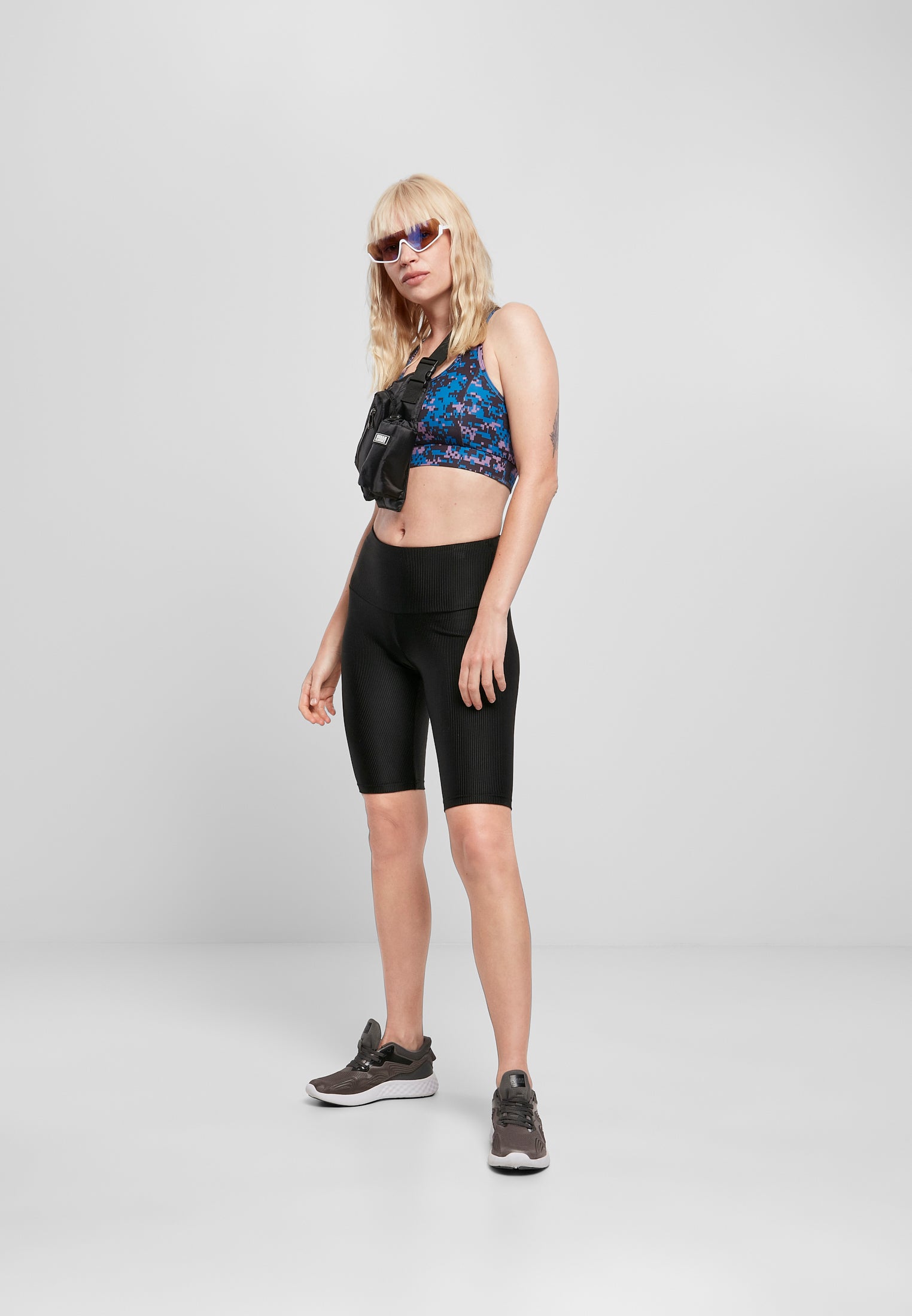 UC High Waist Shiny Rib Cycle Shorts