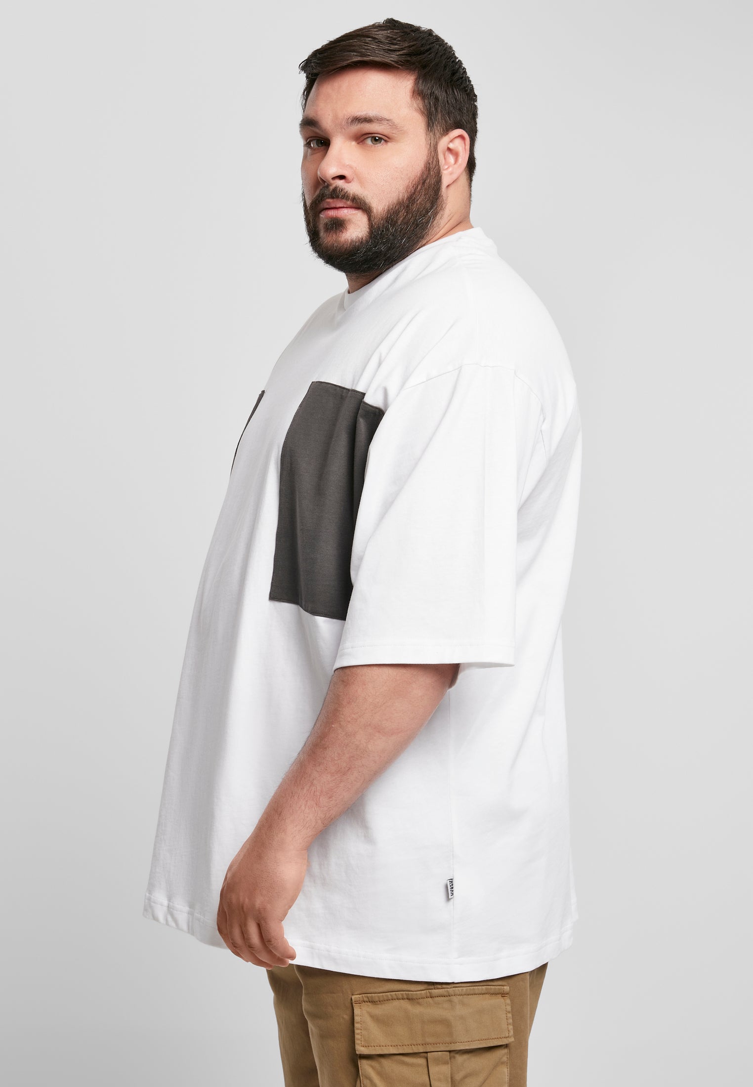 UC Big Double Pocket T-shirt