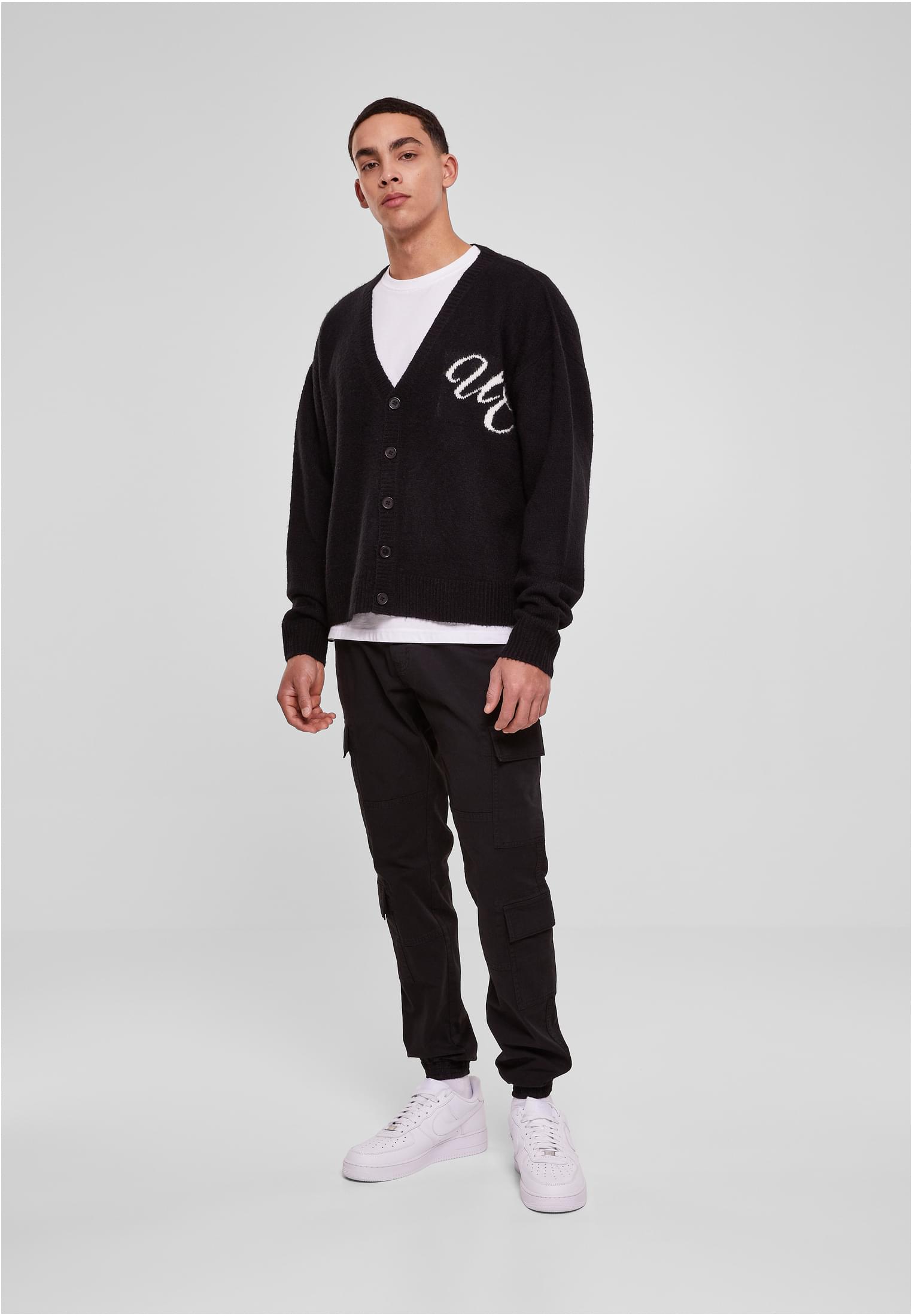 Kardigan z inicjałami UC