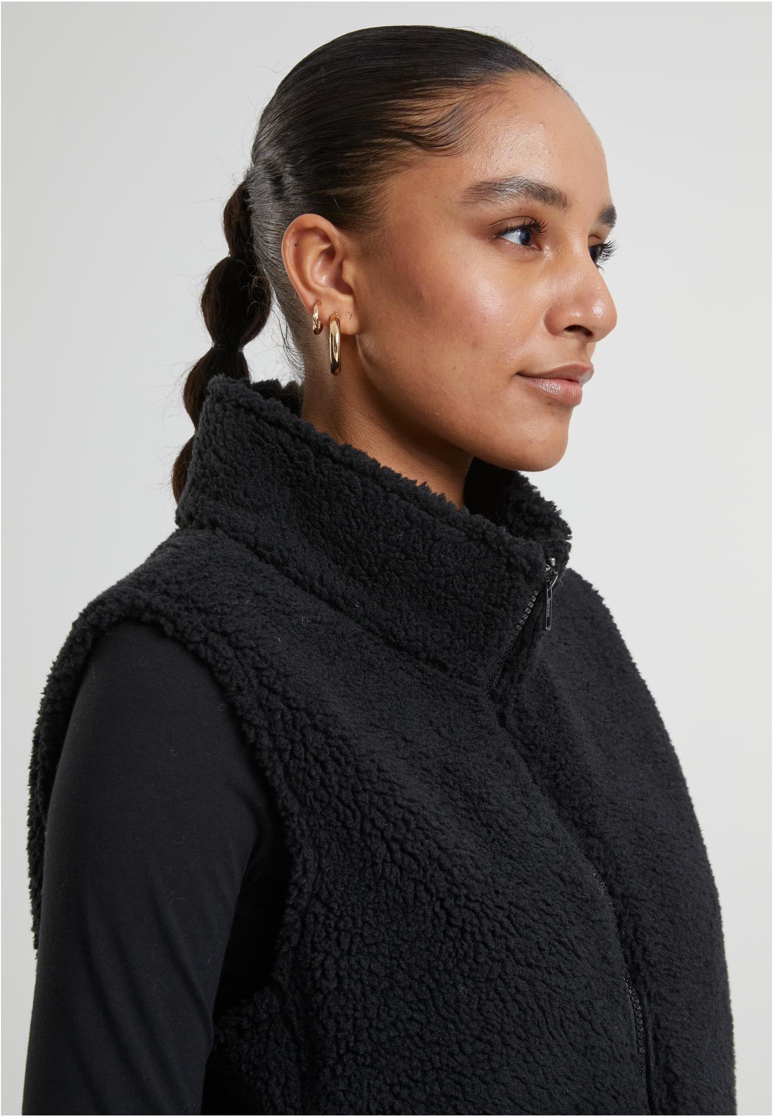 UC Short Sherpa Vest