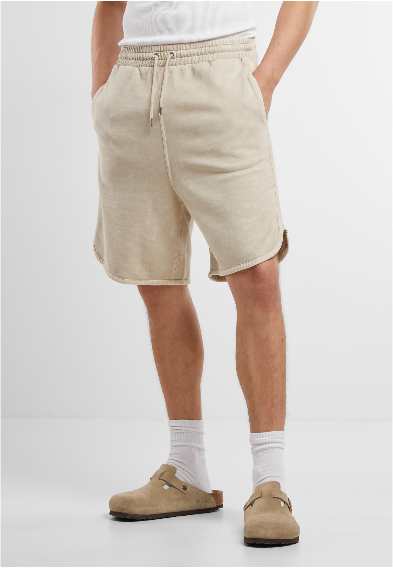 UC Washed Piped Shorts