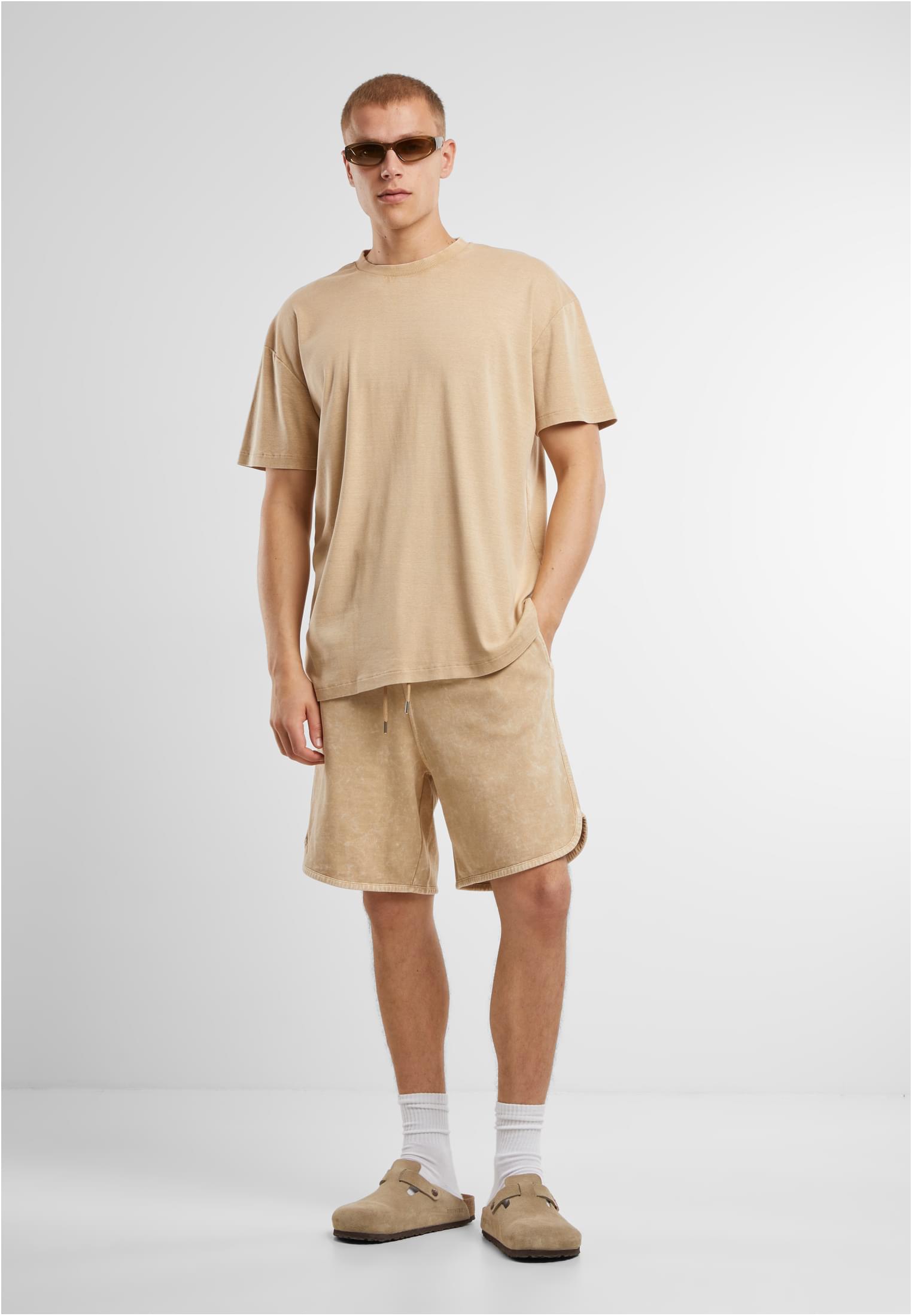 UC Washed Piped Shorts