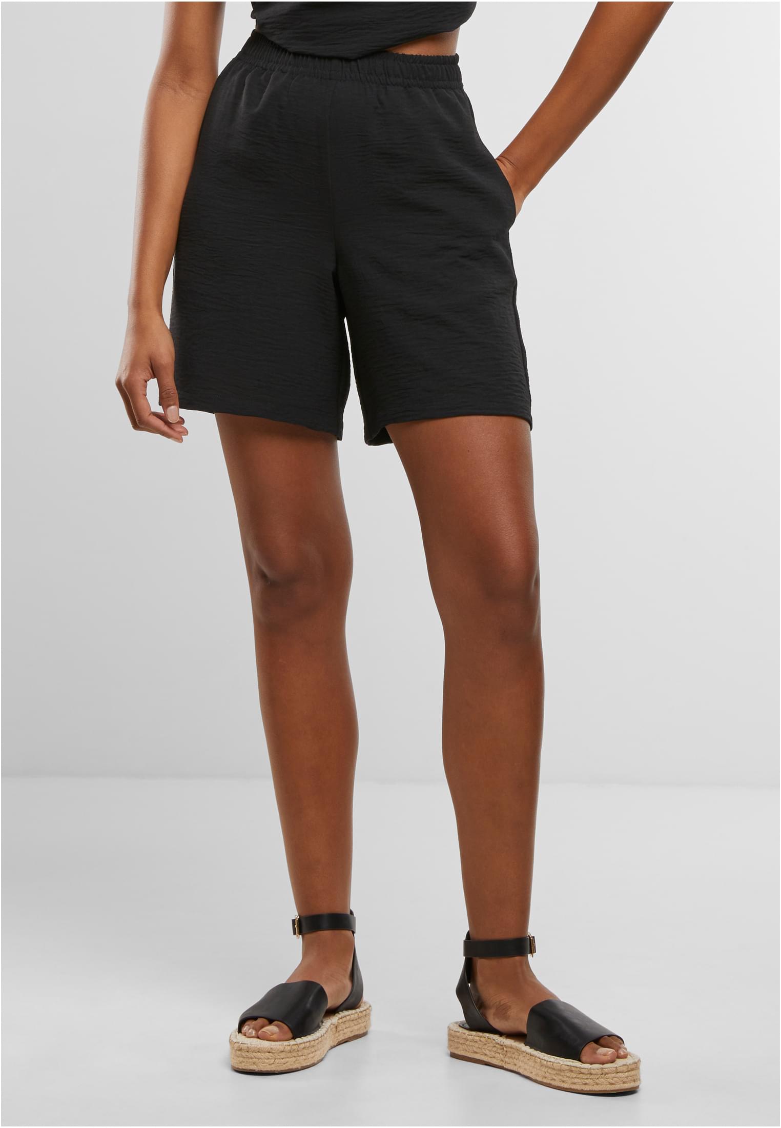 UC Structured Shorts