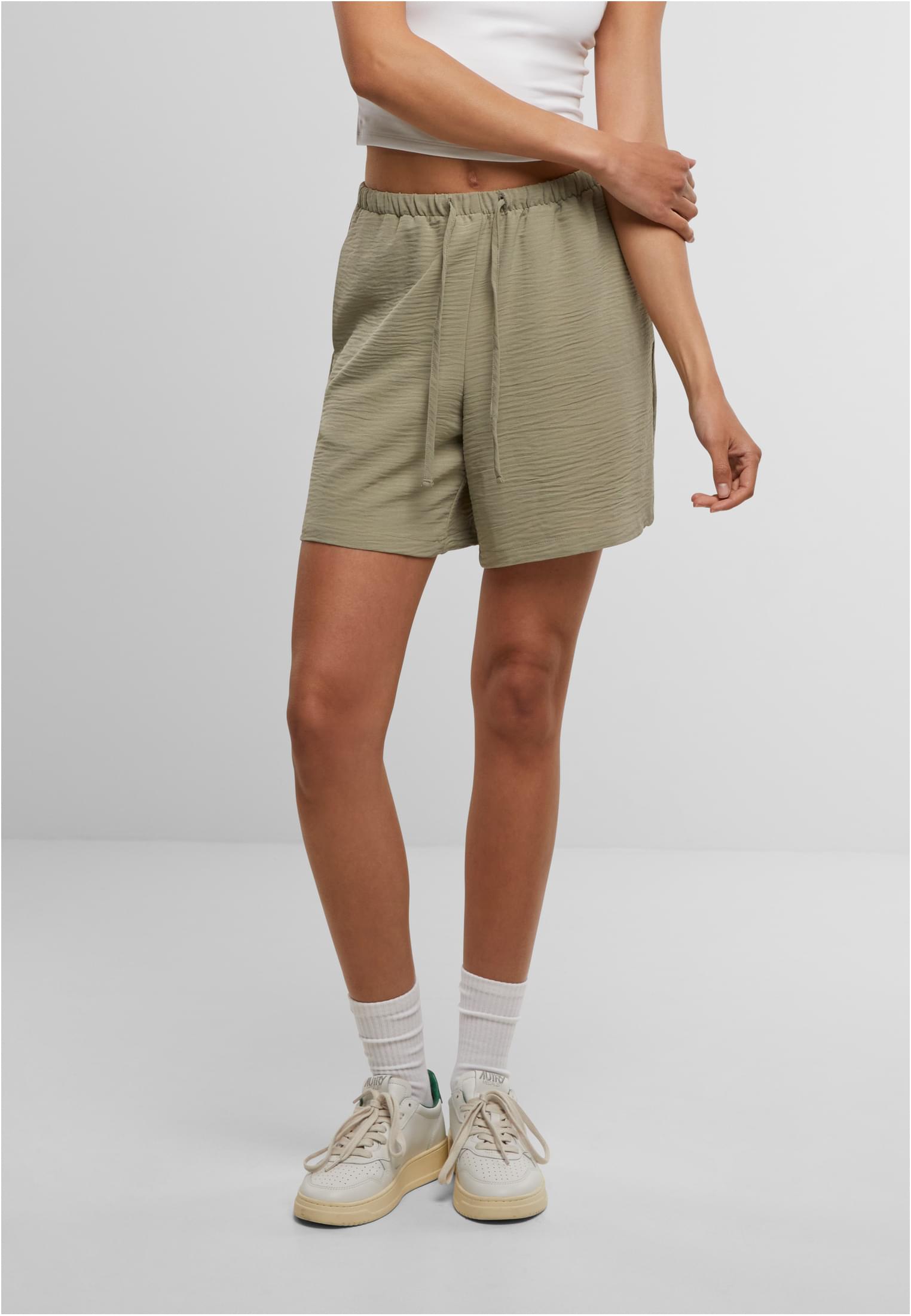 UC Structured Shorts