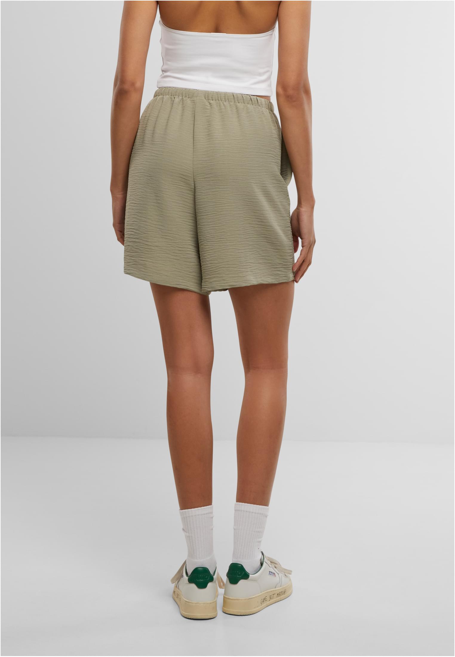 UC Structured Shorts