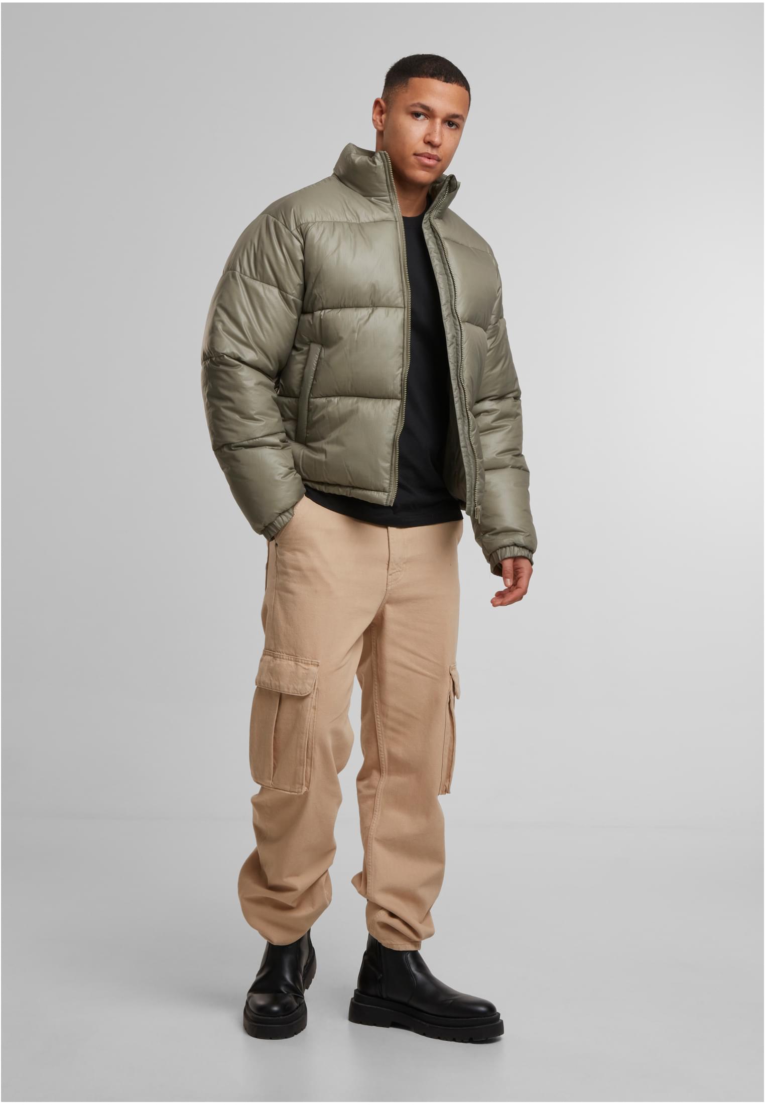 UC Crinkle Puffer Jacket