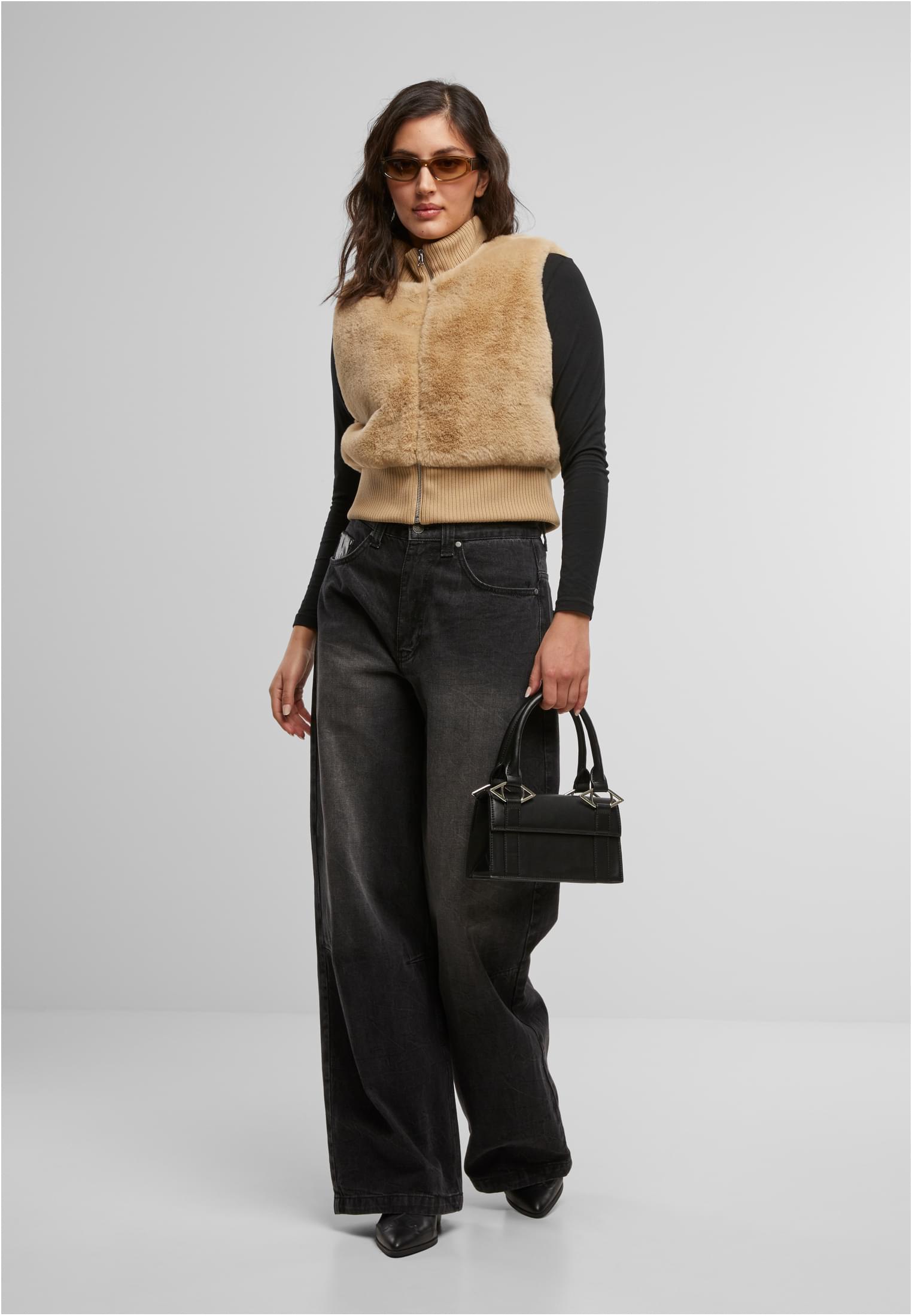 UC Cropped Faux Fur Vest