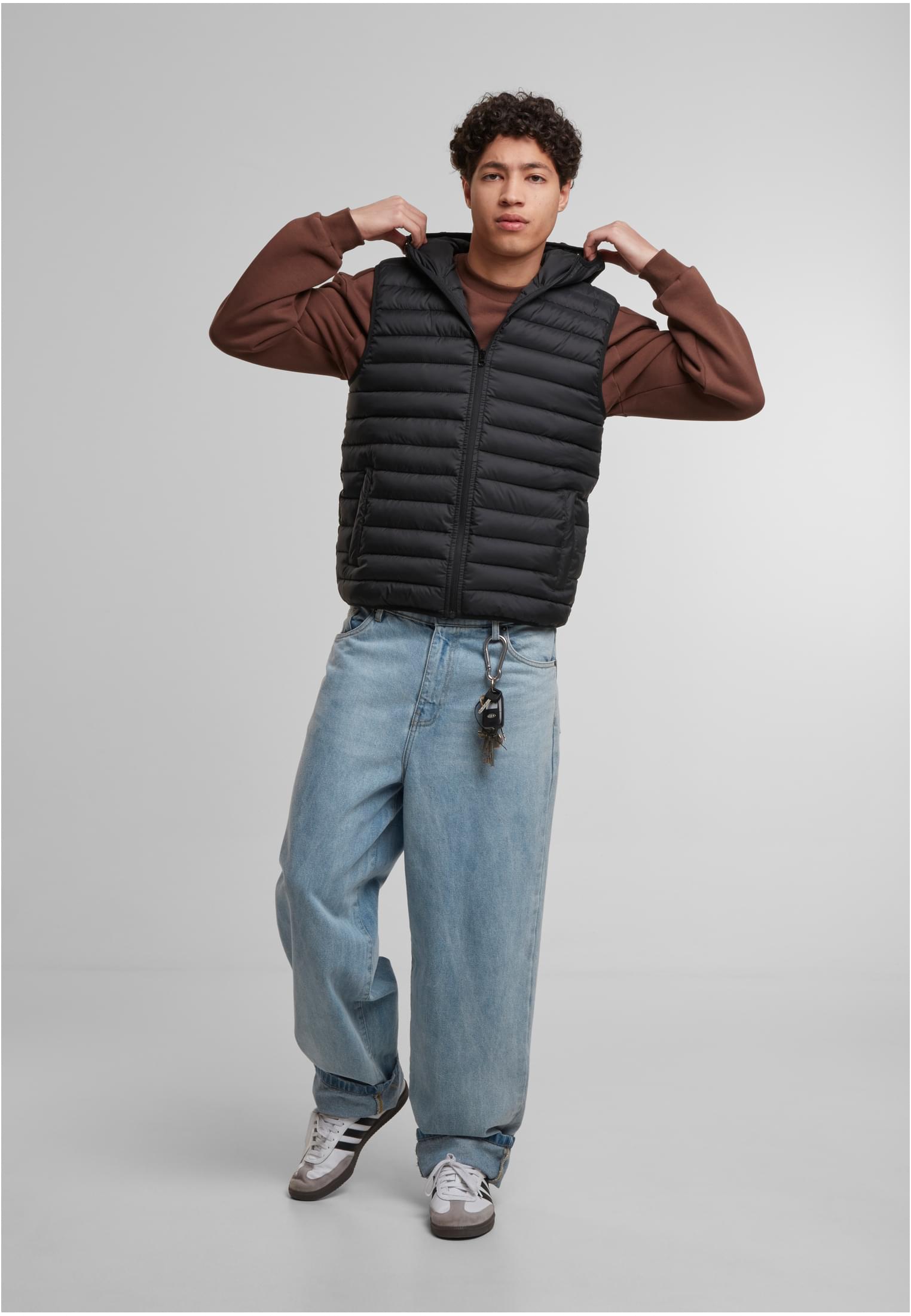 UC Basic Light Weigh Vest With Hood