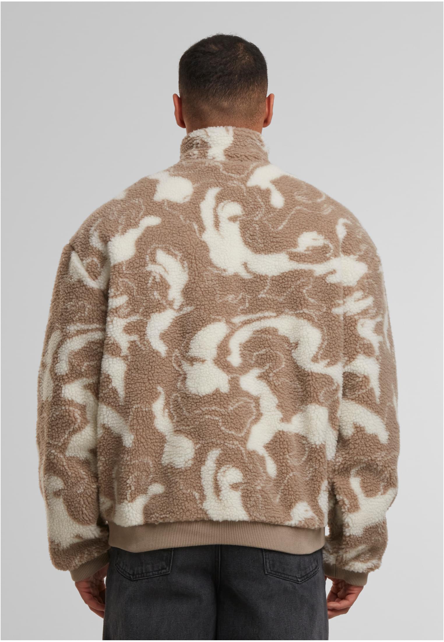 UC Oversized Pattern Teddy Troyer