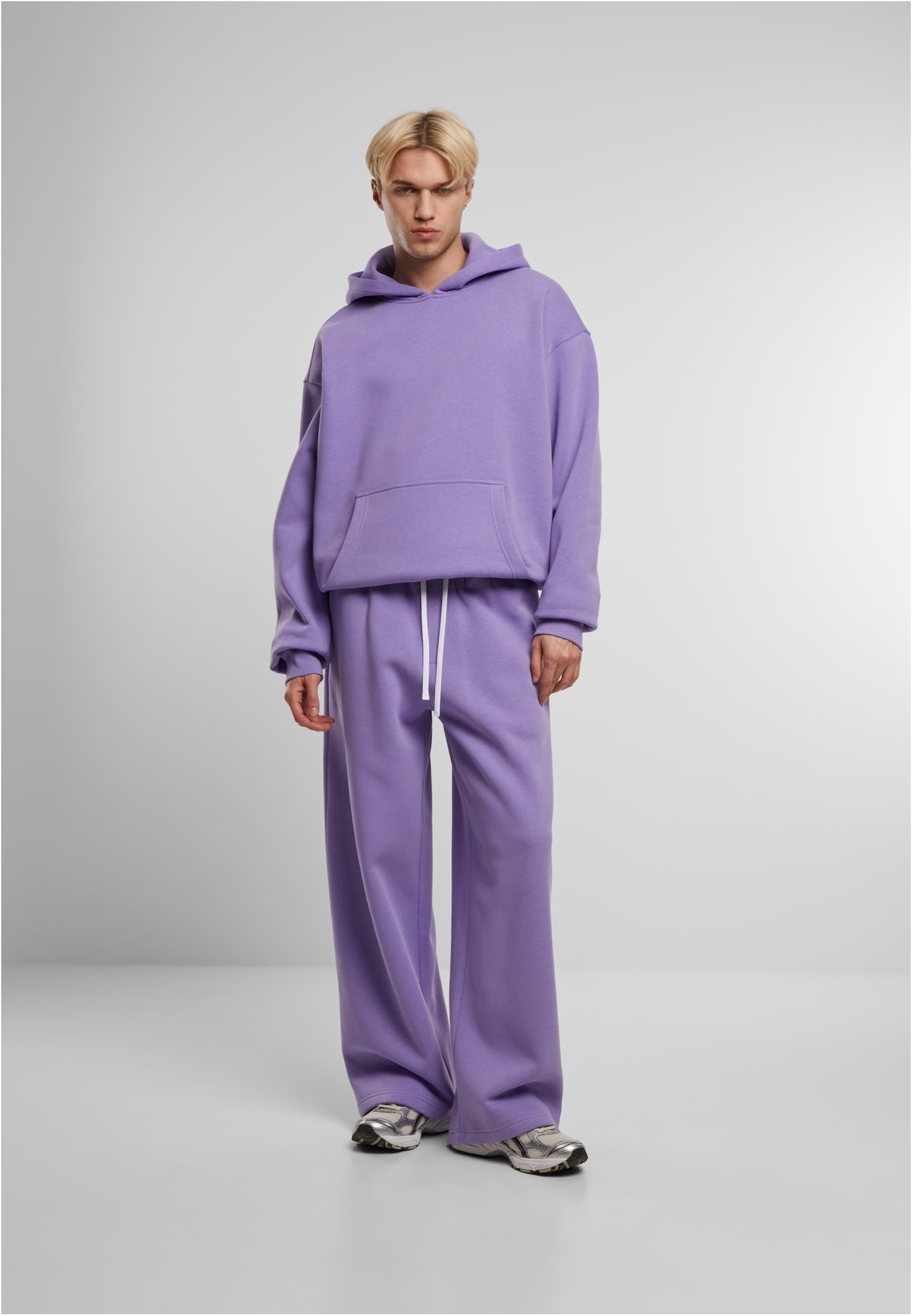 UC Fluffy Wide Leg Trackpants